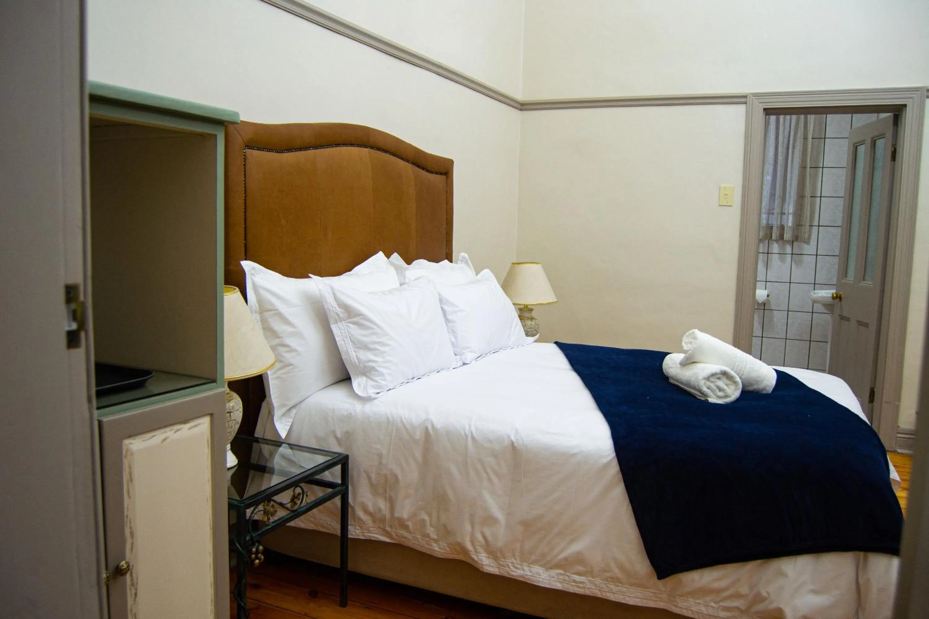 Bedroom, Bed in Cecil John Rhodes Guest house