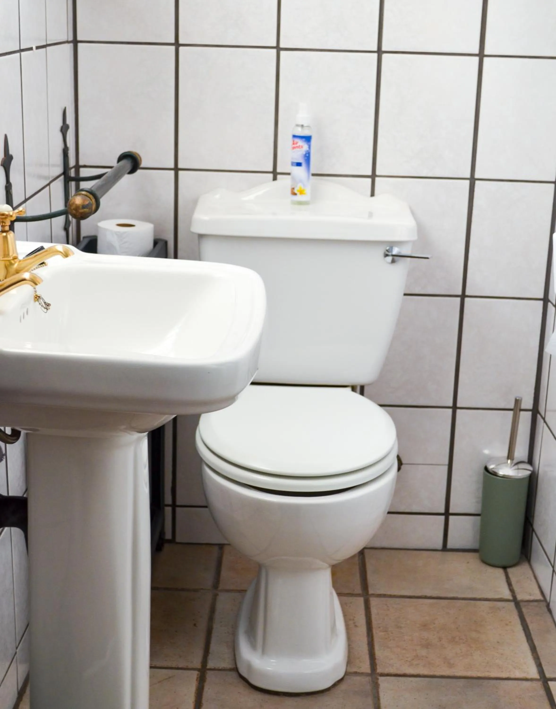 Bathroom in Cecil John Rhodes Guest house