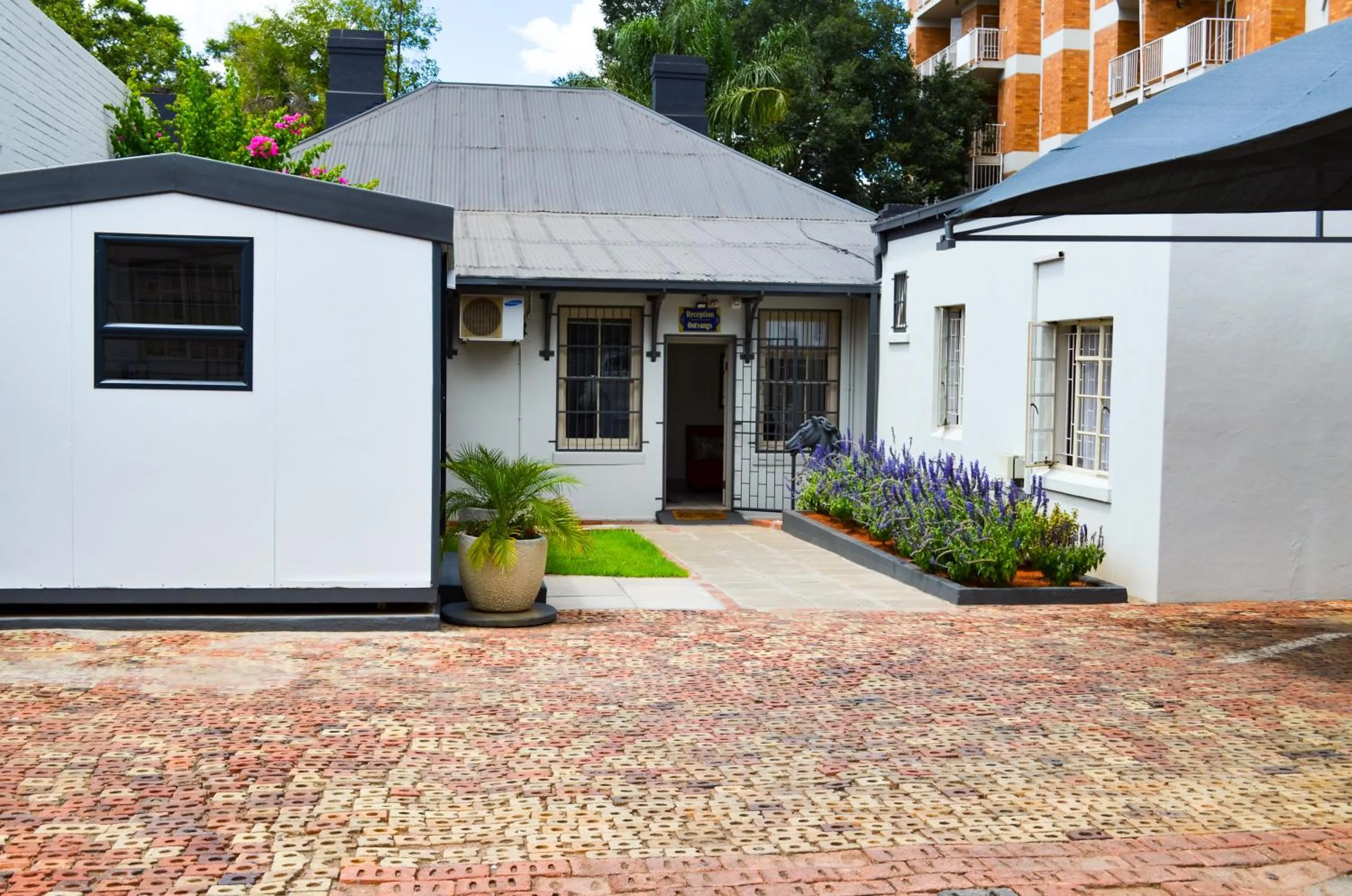 Parking in Cecil John Rhodes Guest house