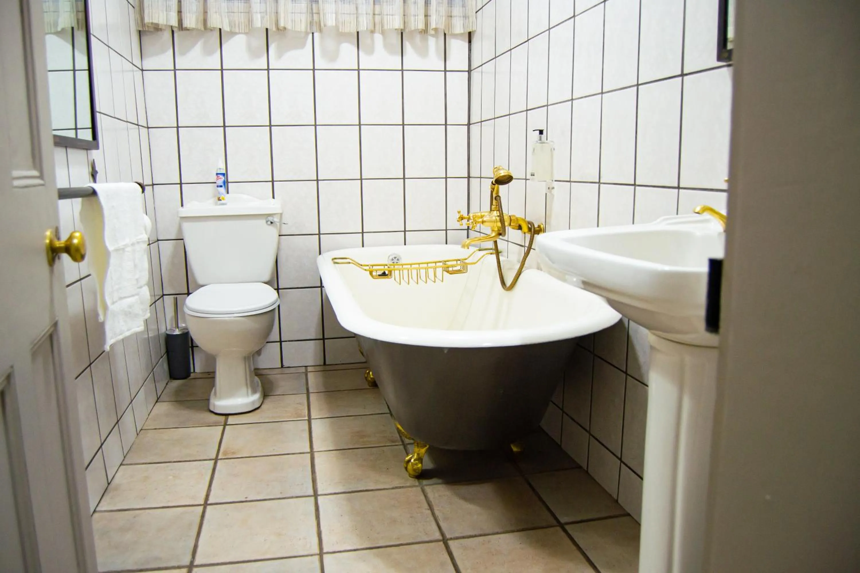 Bathroom in Cecil John Rhodes Guest house