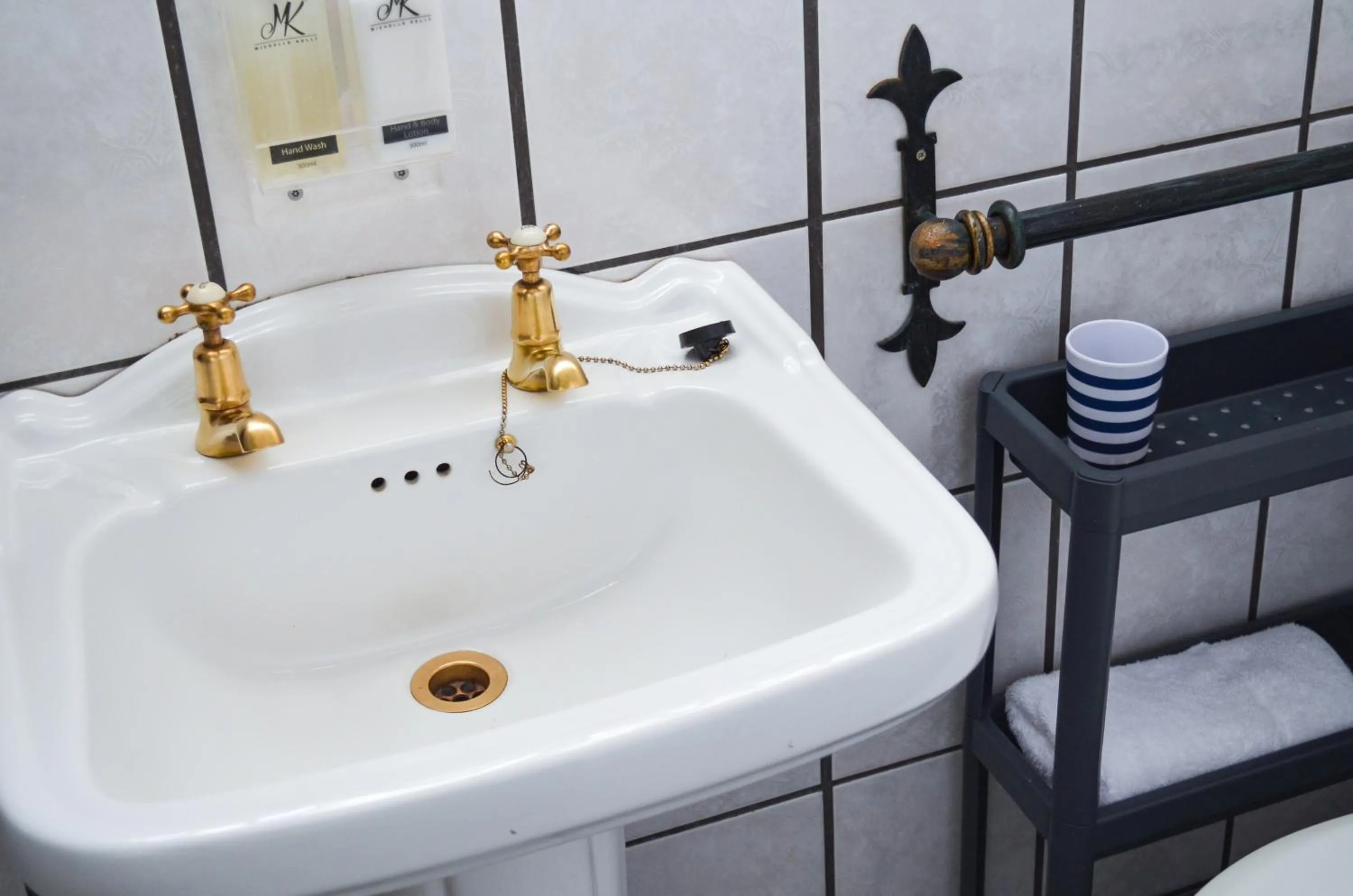 Bathroom in Cecil John Rhodes Guest house
