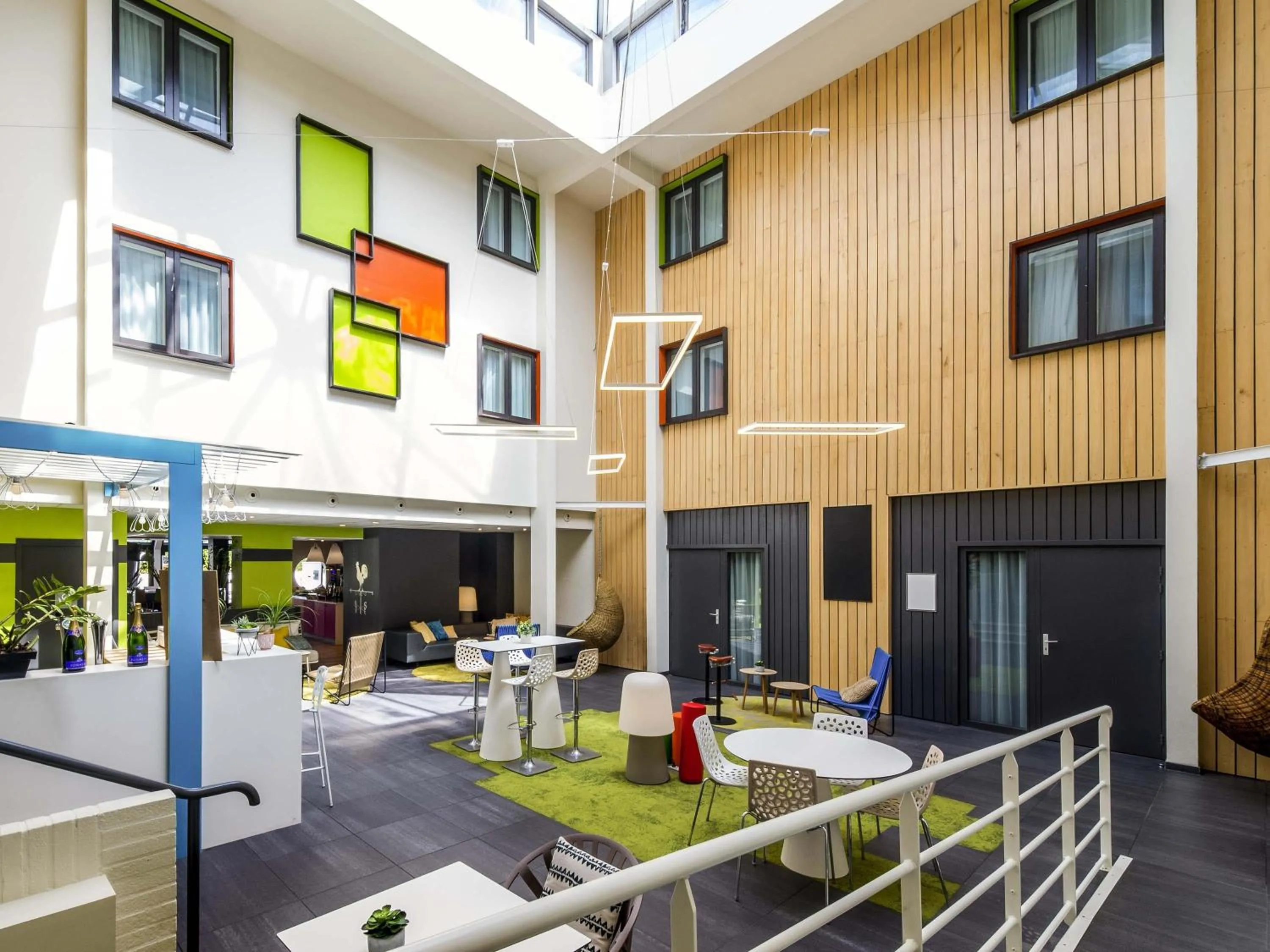 Meeting/conference room in Ibis Styles Toulouse Labège