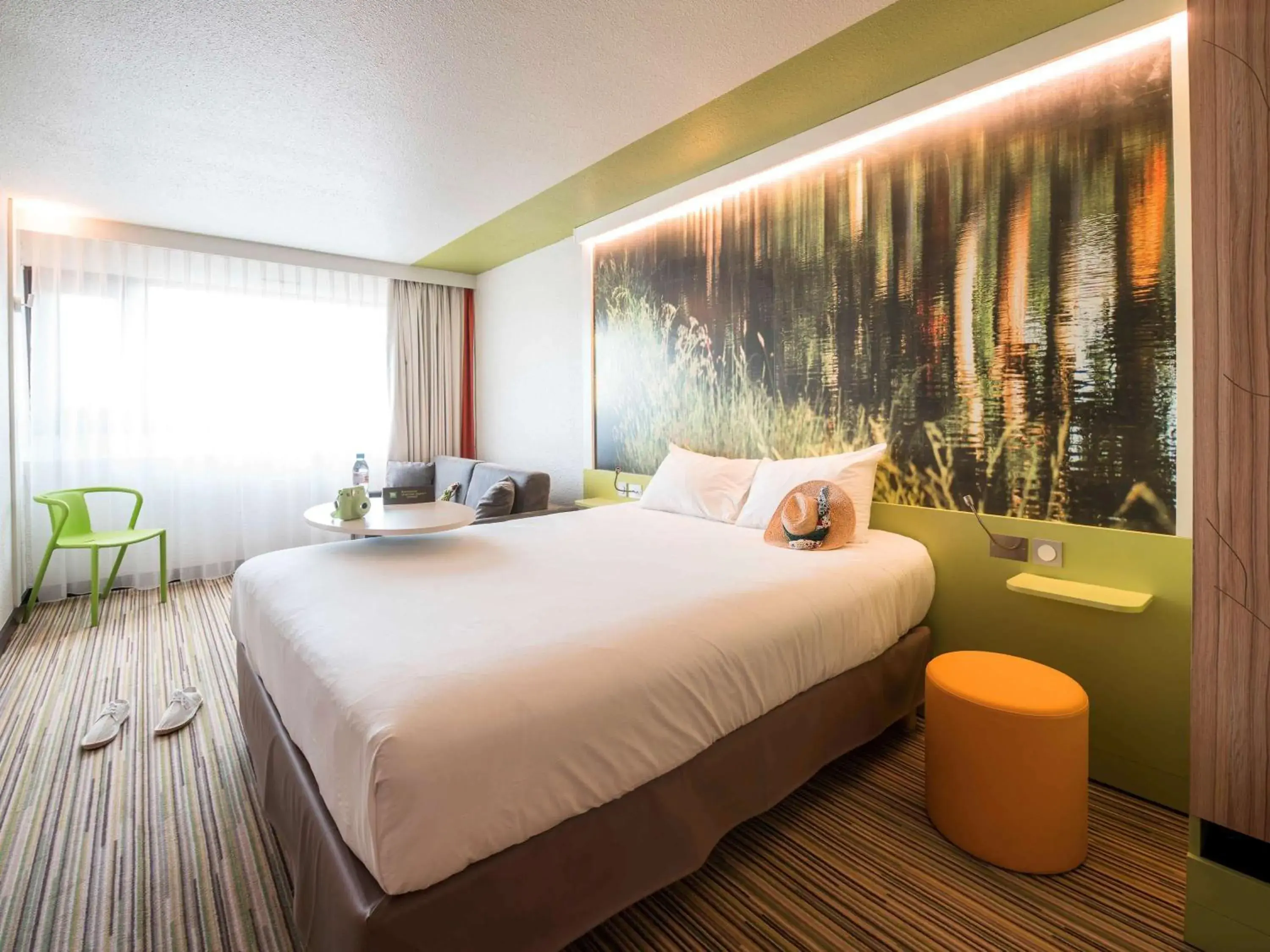 Photo of the whole room, Bed in Ibis Styles Toulouse Labège Photo of the whole room, Bed in Ibis Styles Toulouse Labège