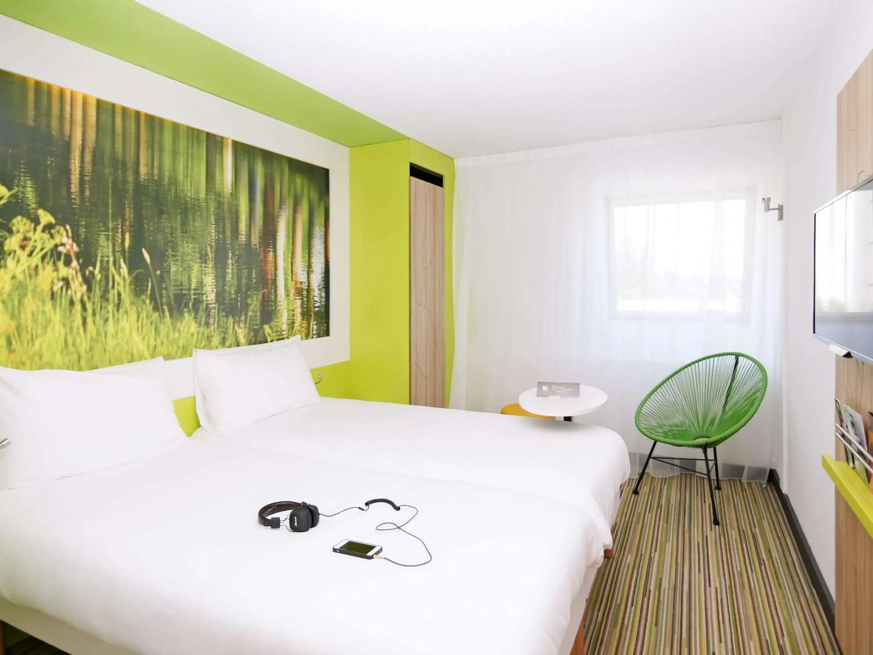 Photo of the whole room, Bed in Ibis Styles Toulouse Labège Photo of the whole room, Bed in Ibis Styles Toulouse Labège