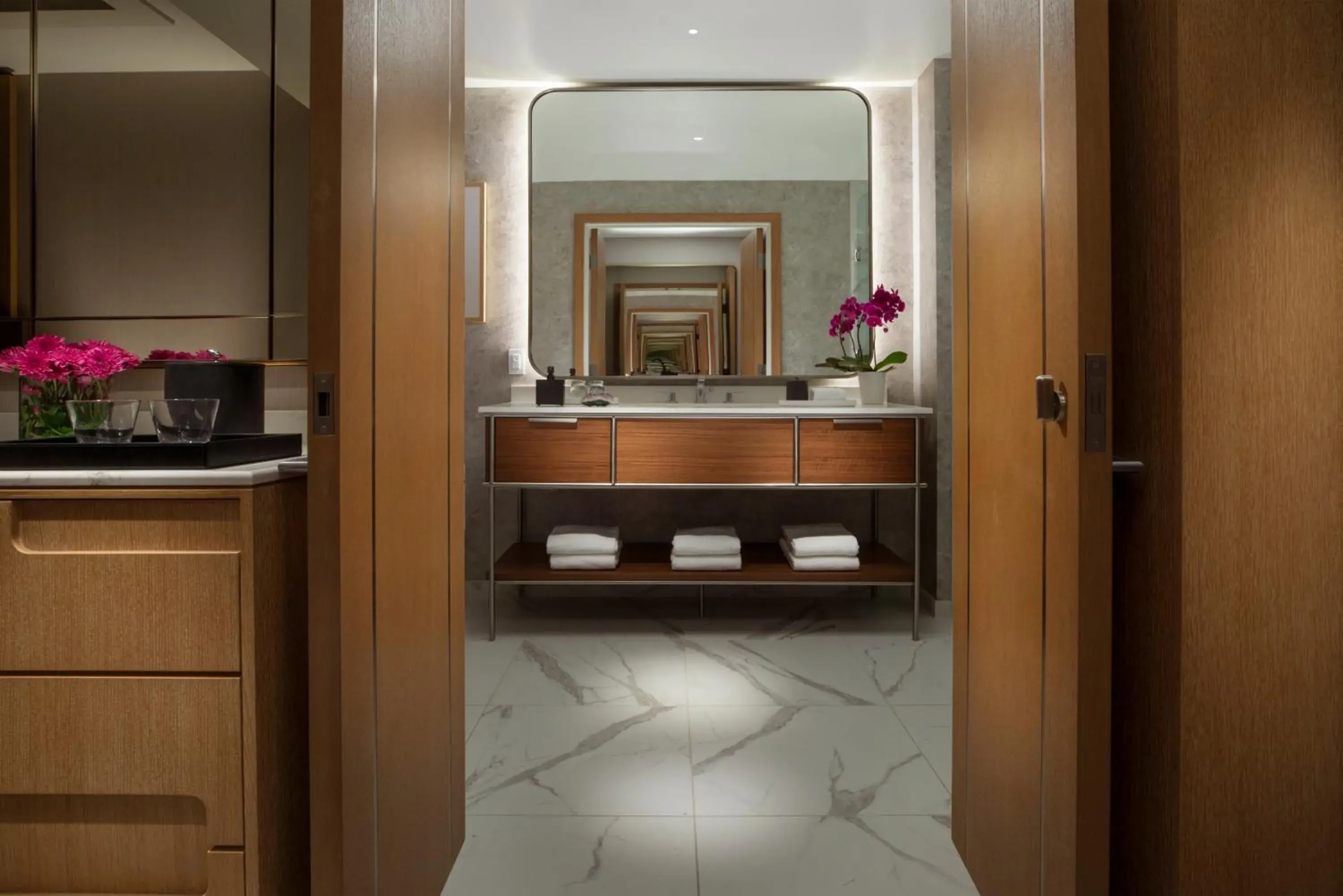 Bathroom in Hilton Arcadia Los Angeles Bathroom in Hilton Arcadia Los Angeles