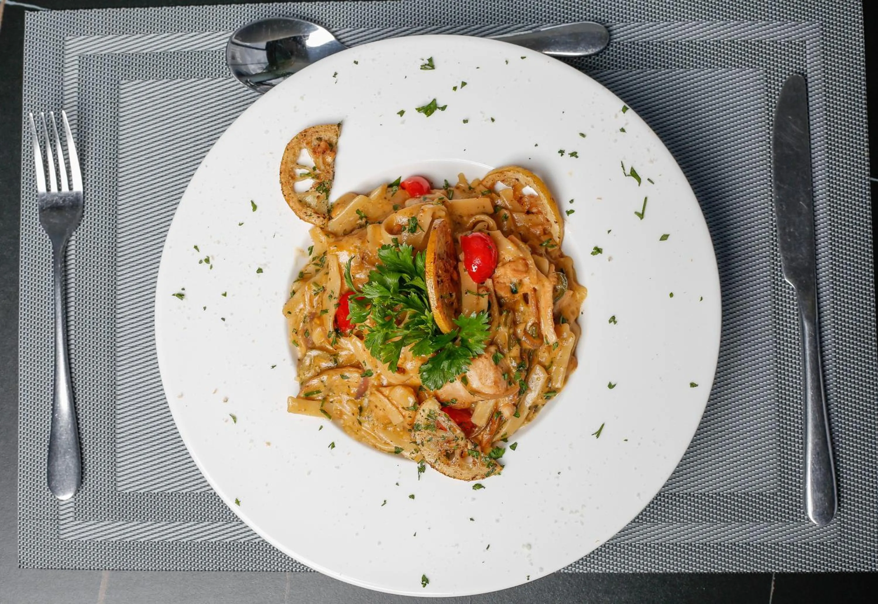 Food and drinks in 38 on Boulders Hotel