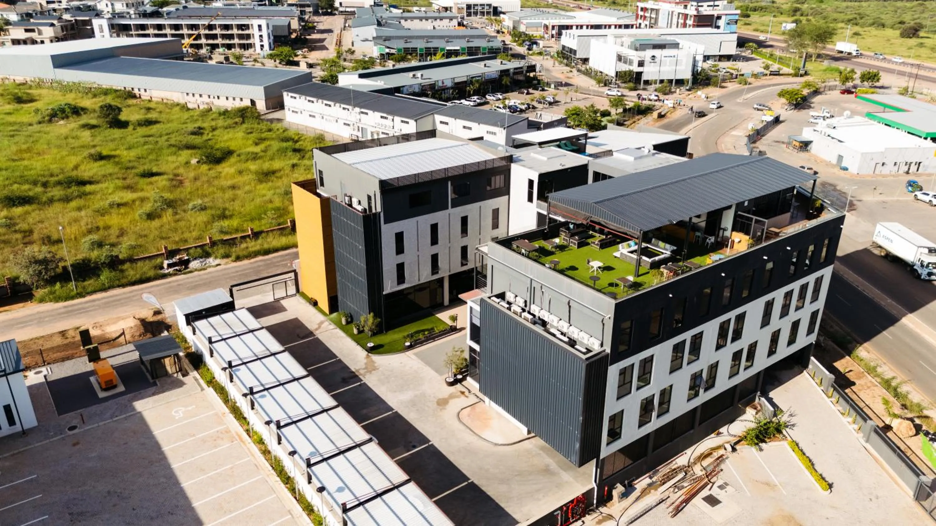 38 on Boulders Hotel