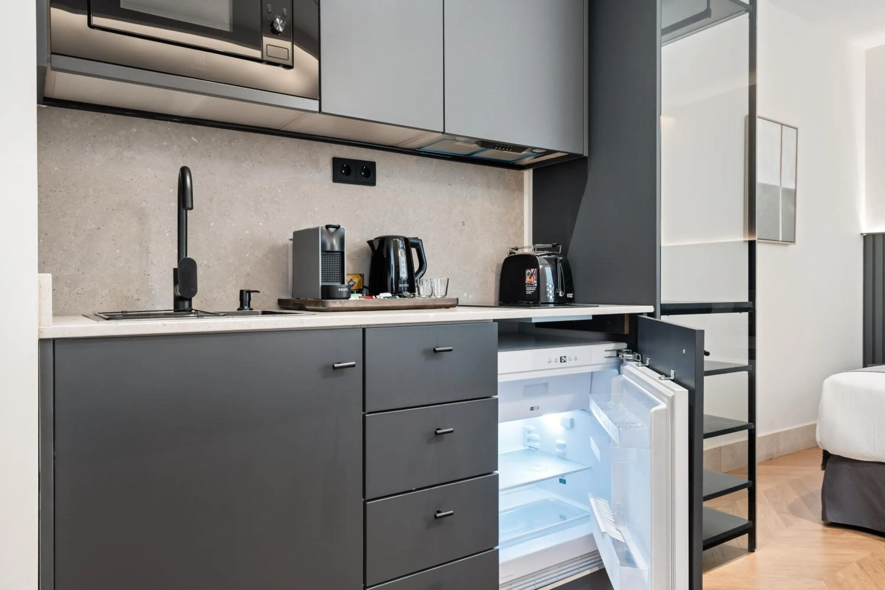 Kitchen or kitchenette, Bed in Pacifico Suites near Retiro