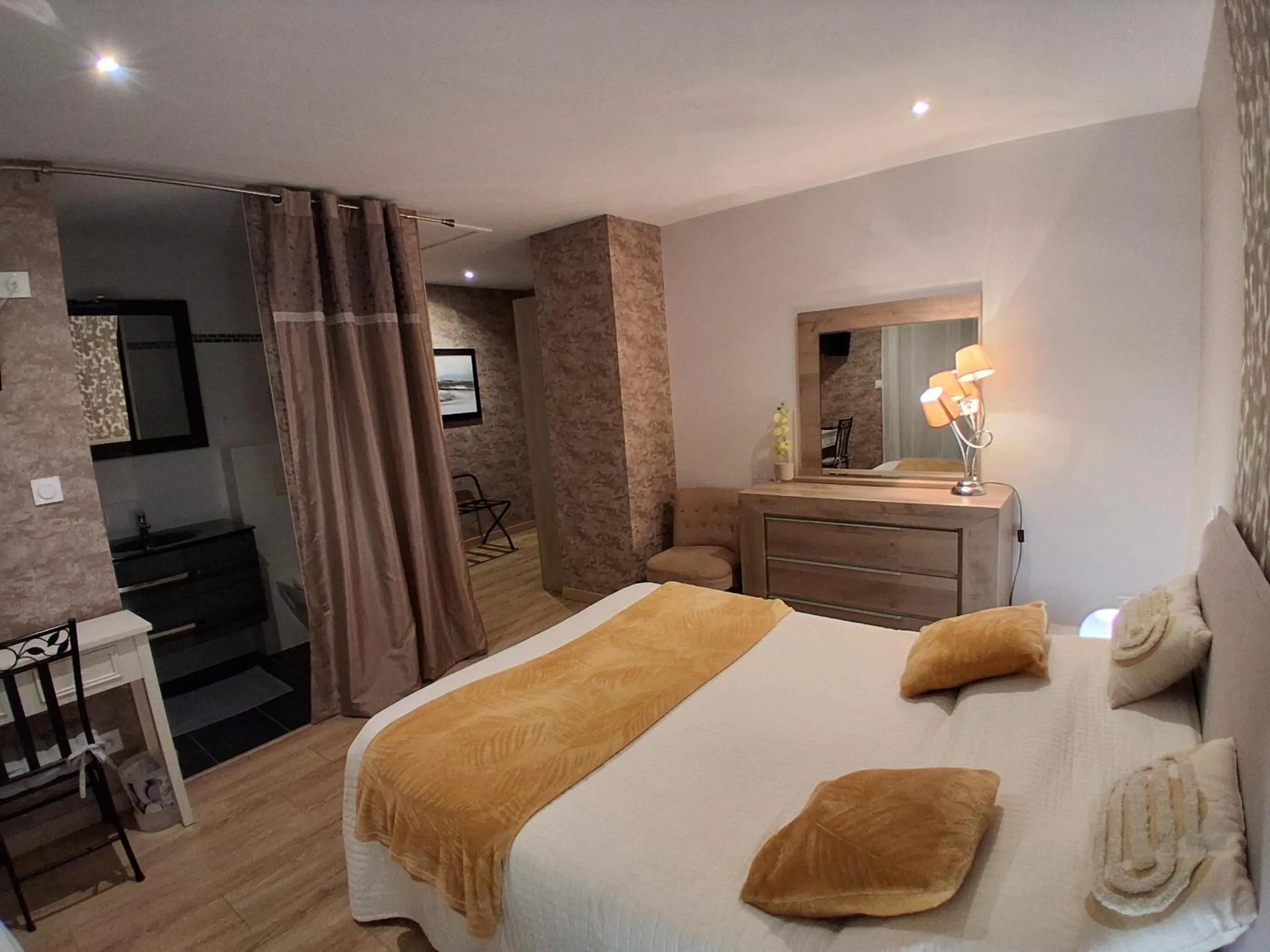 Bed in Chambre d'hôtes Les Bruyères