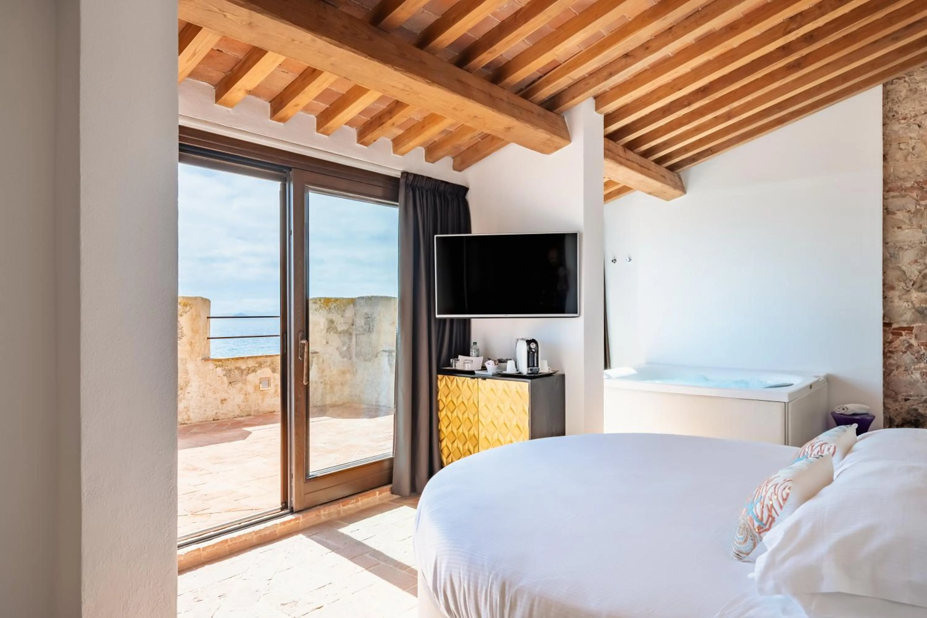 Photo of the whole room, Bed in Torre Mozza - Dimora d' Epoca