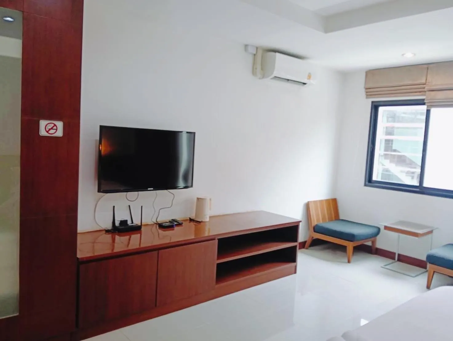 Seating area in XX Yon INN Sukhumvit 4- BTS Nana
