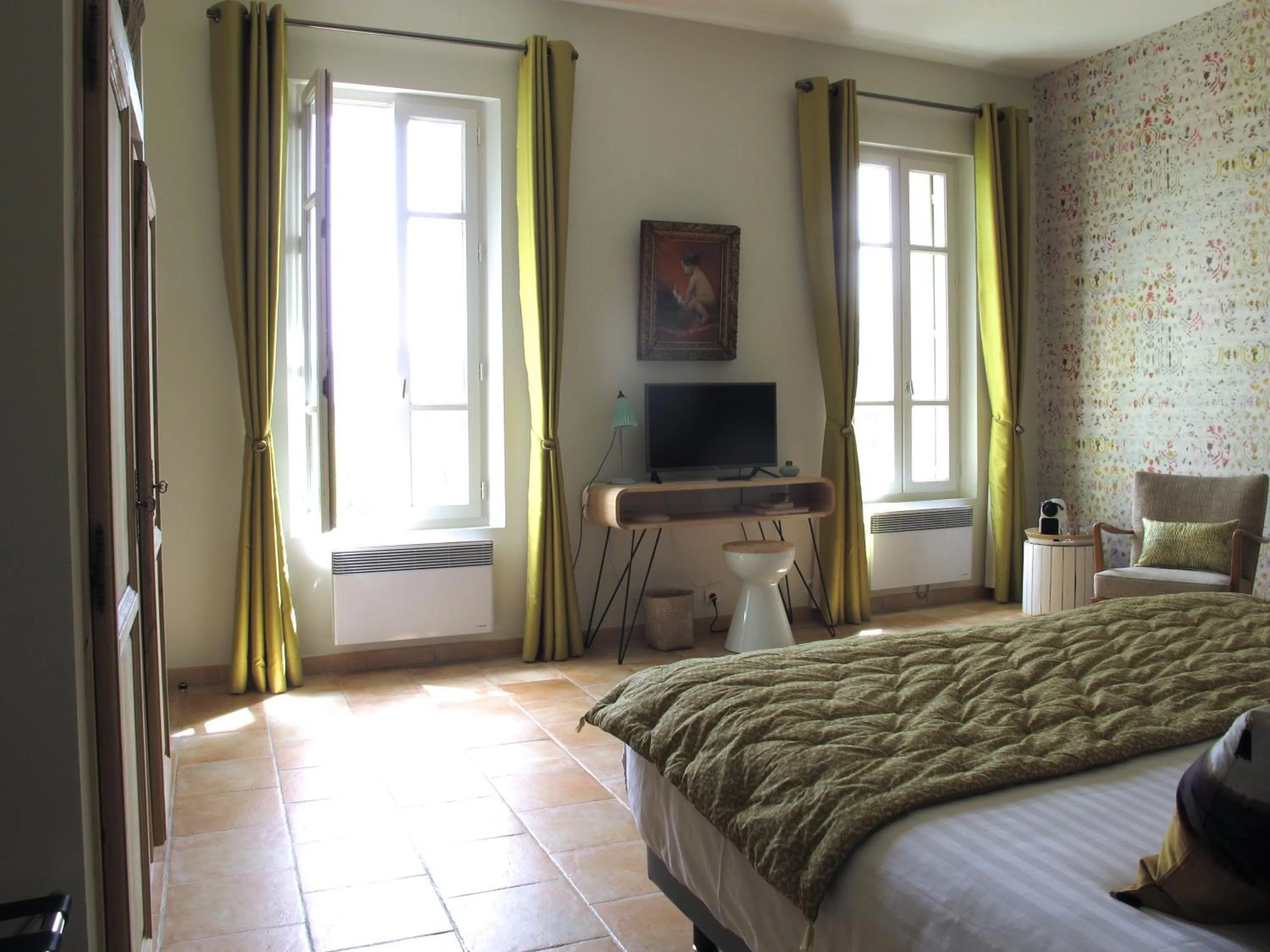 Bedroom in La Cour Des Sens