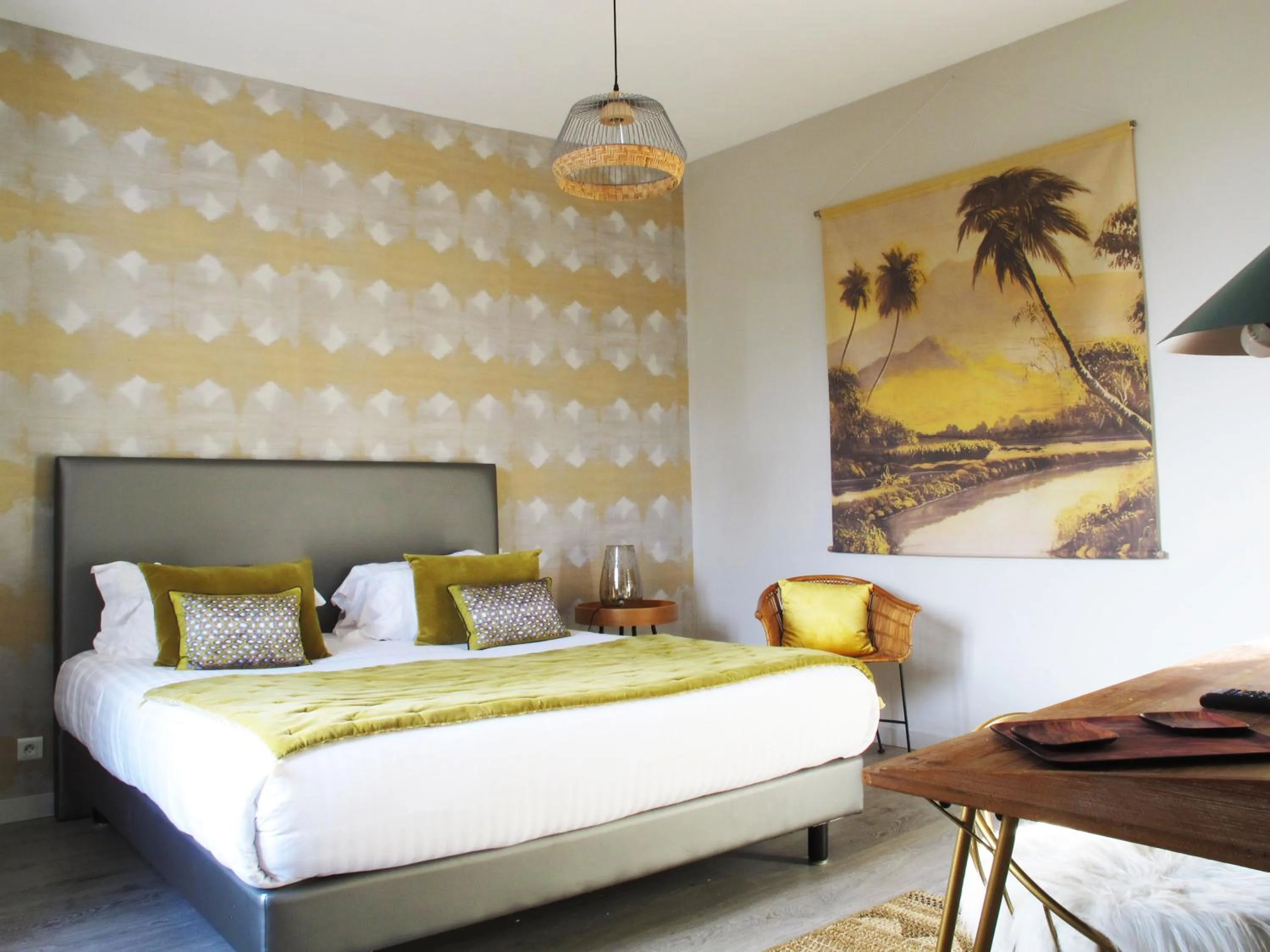 Bedroom in La Cour Des Sens