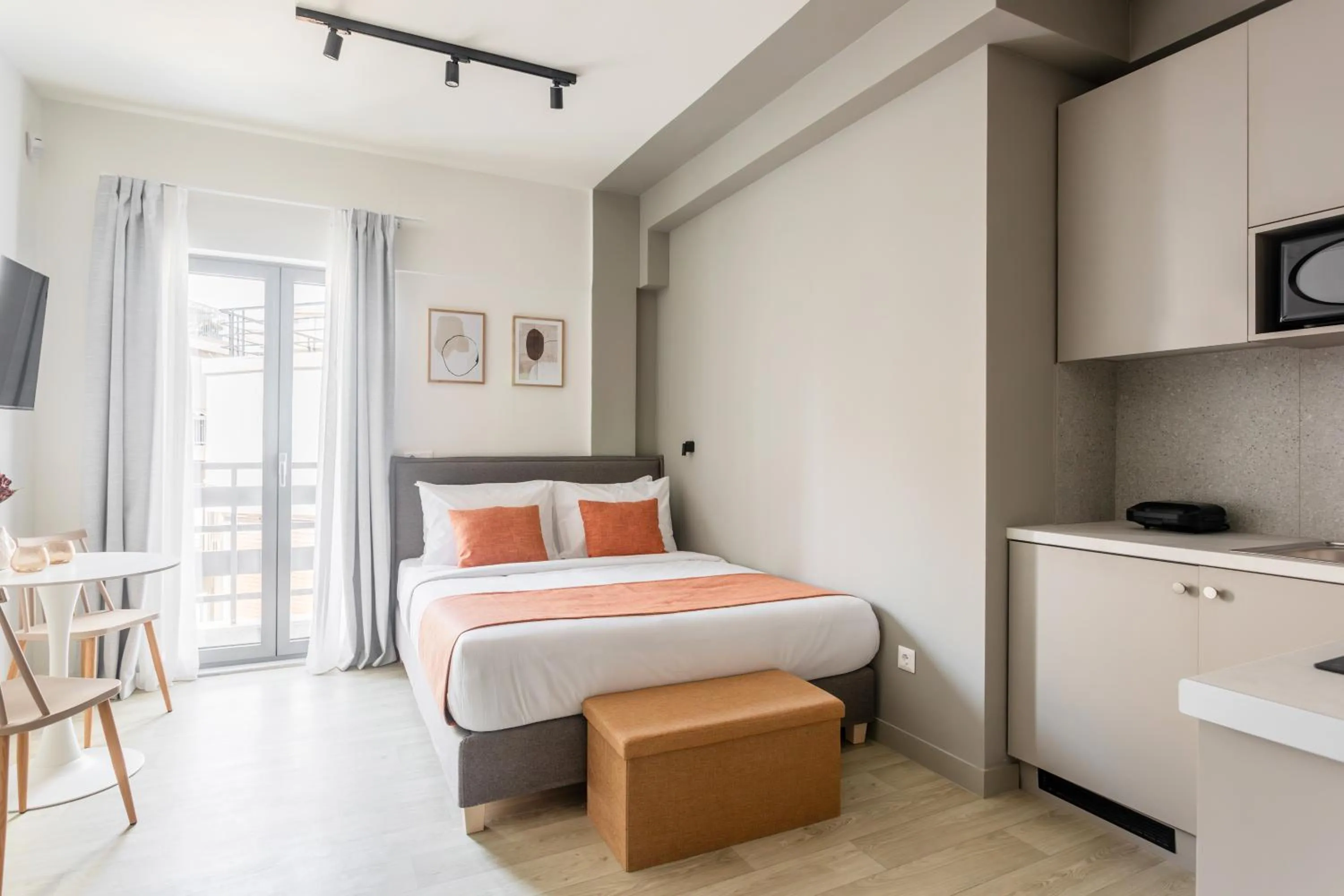 Bed in Sol by Zoia Living