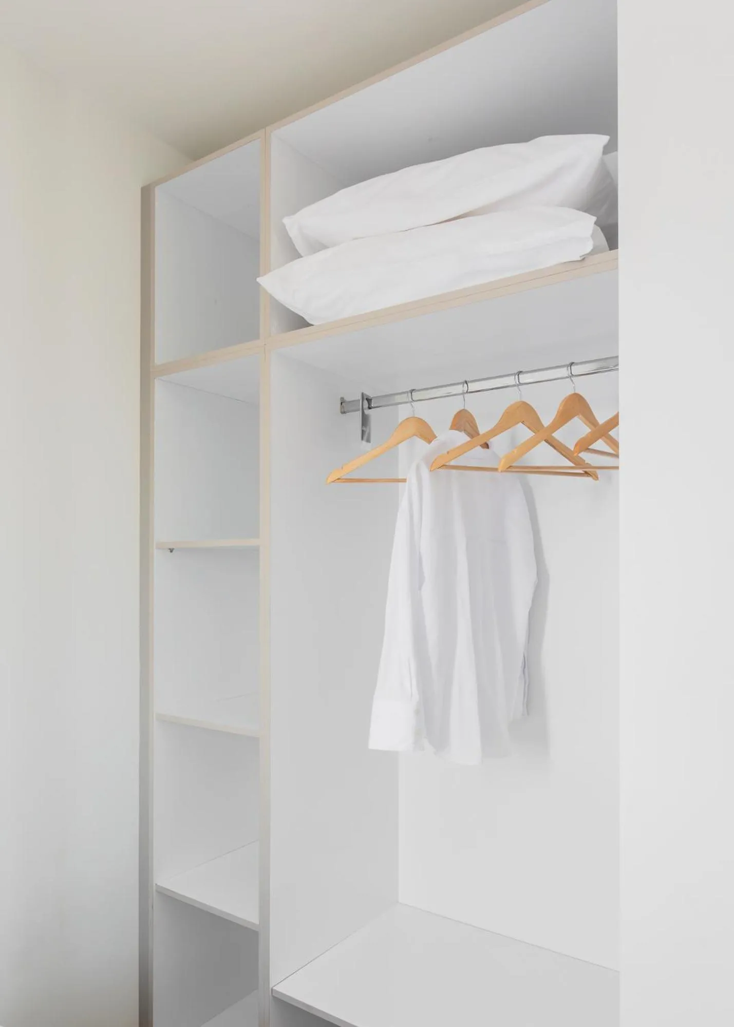 wardrobe in Sol by Zoia Living