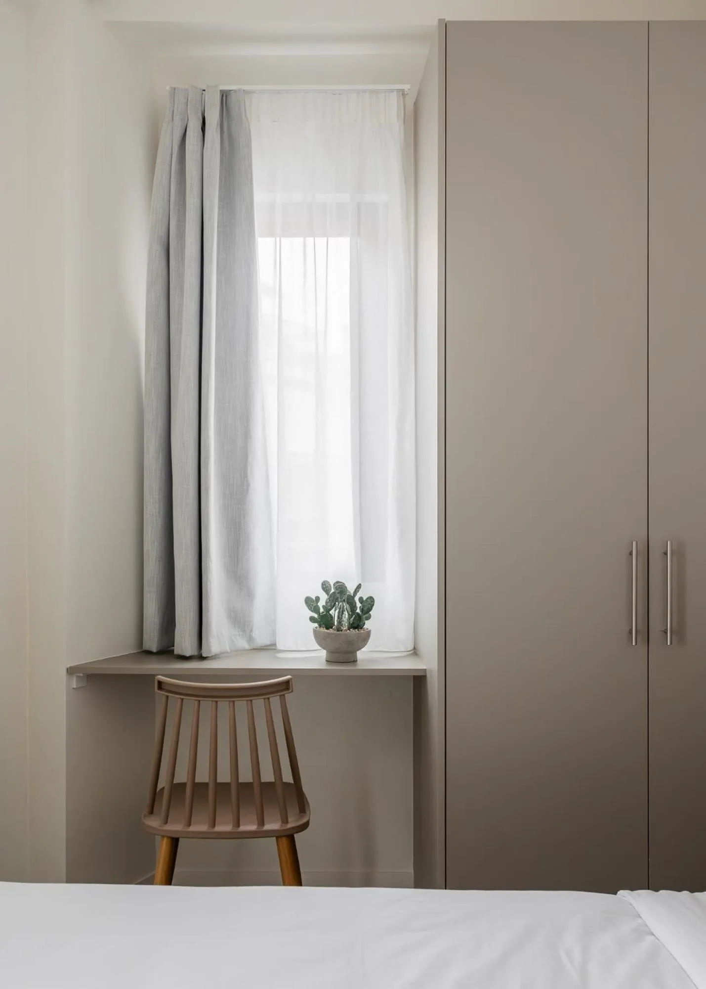Bedroom, Bed in Sol by Zoia Living