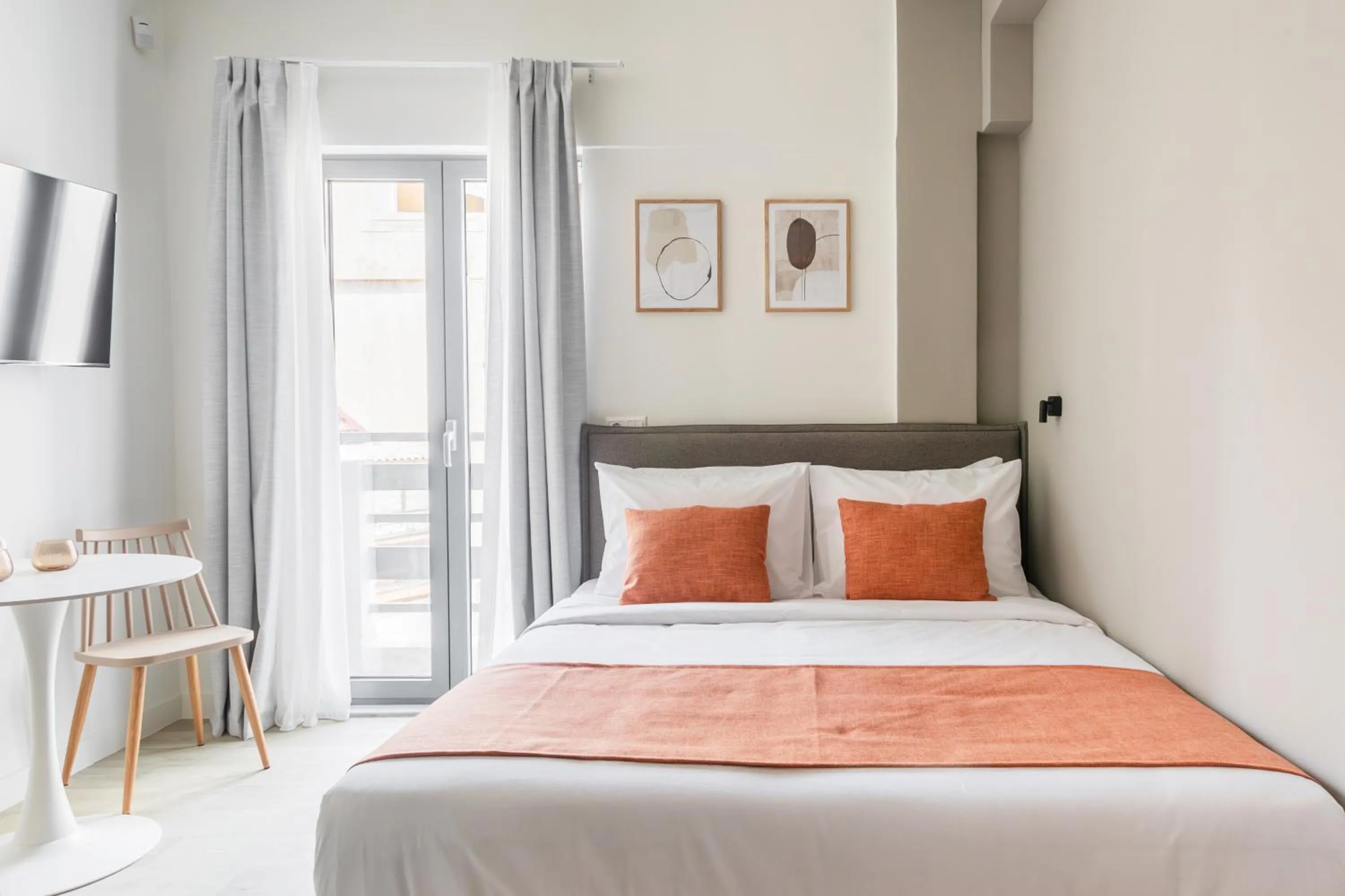 Bed in Sol by Zoia Living
