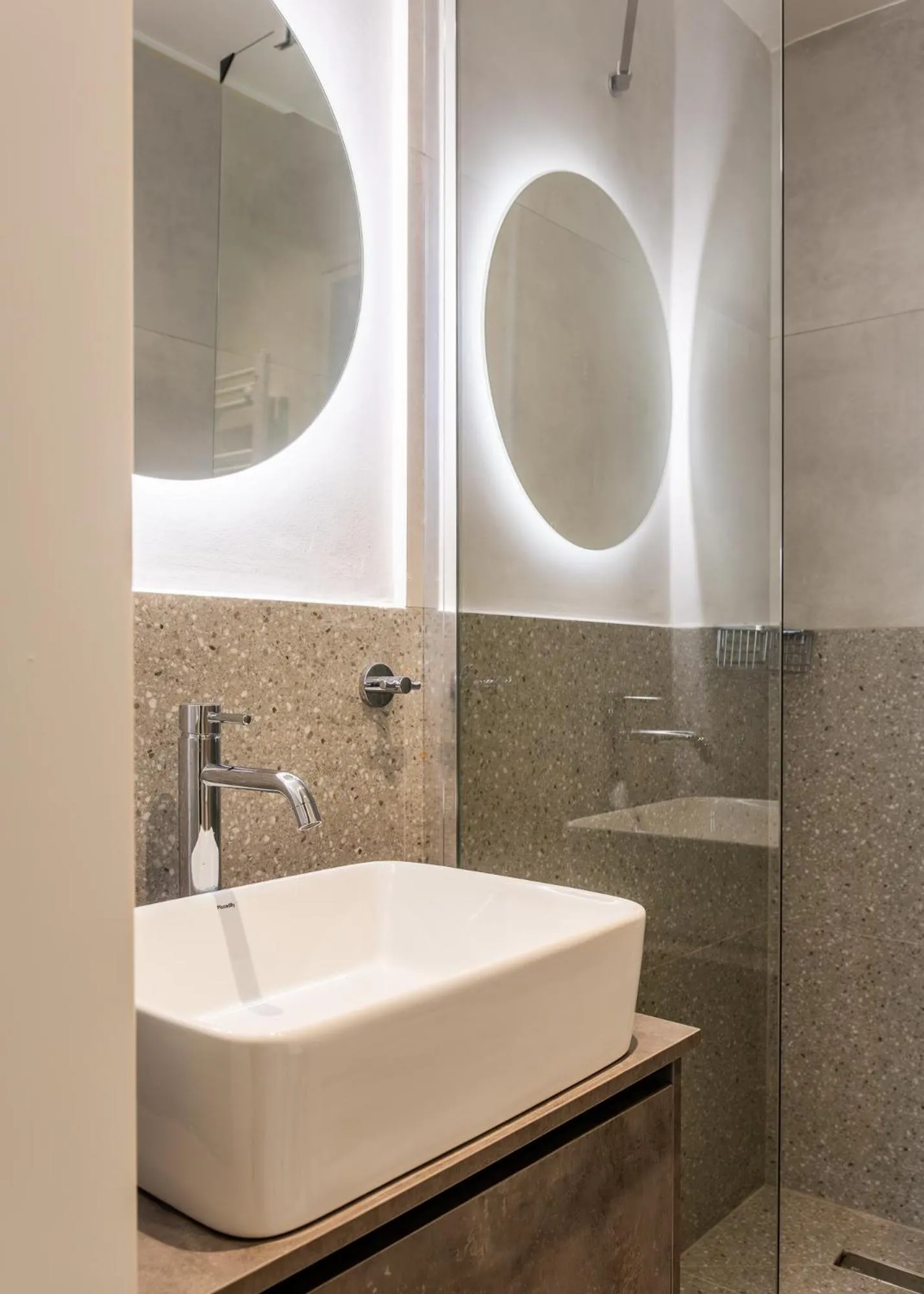 Bathroom in Sol by Zoia Living