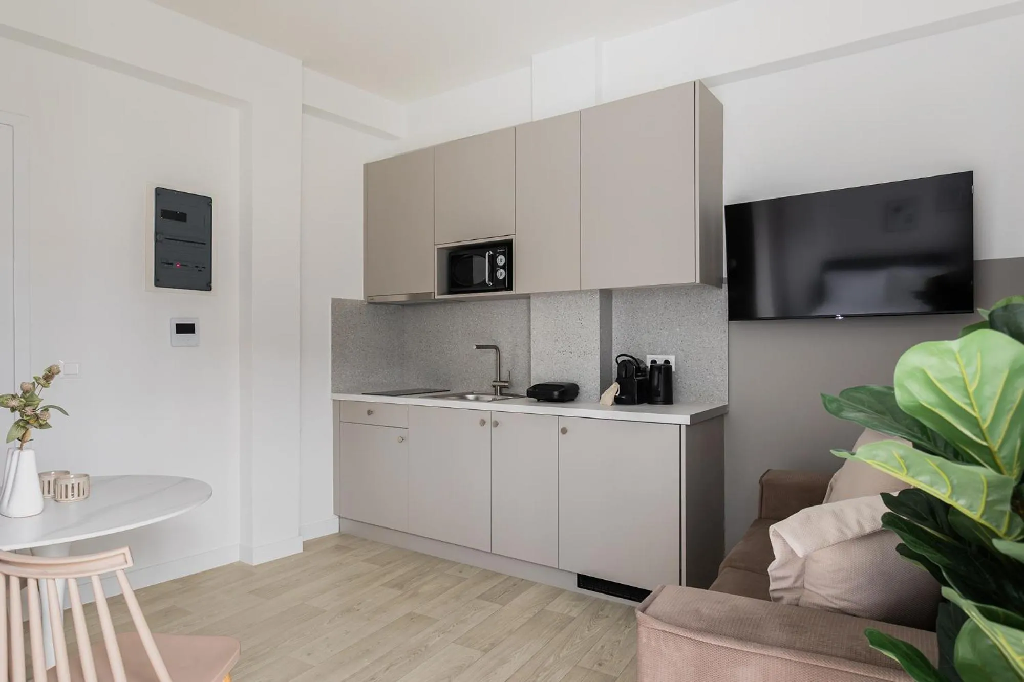 TV and multimedia in Sol by Zoia Living