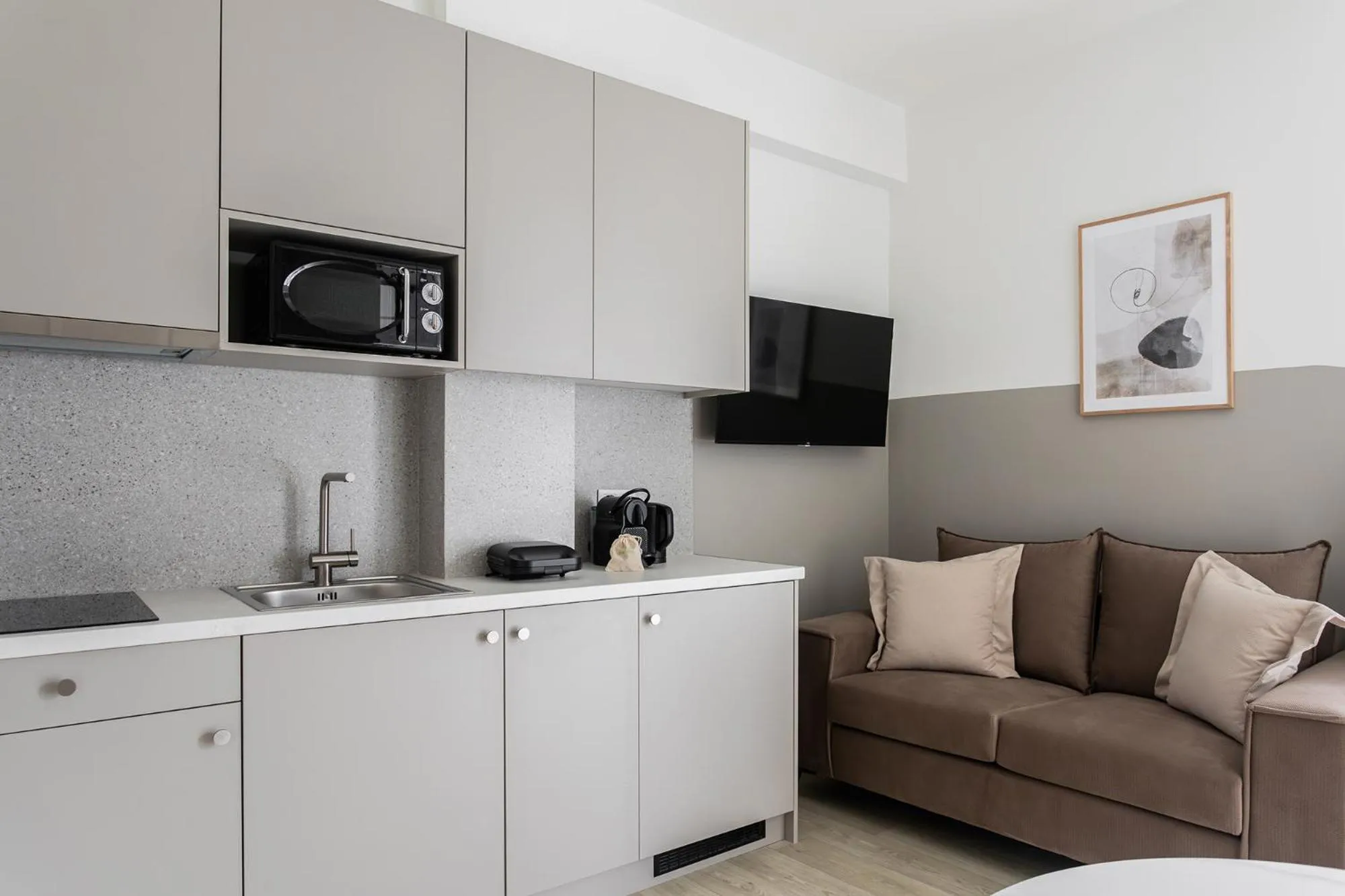 Coffee/tea facilities in Sol by Zoia Living