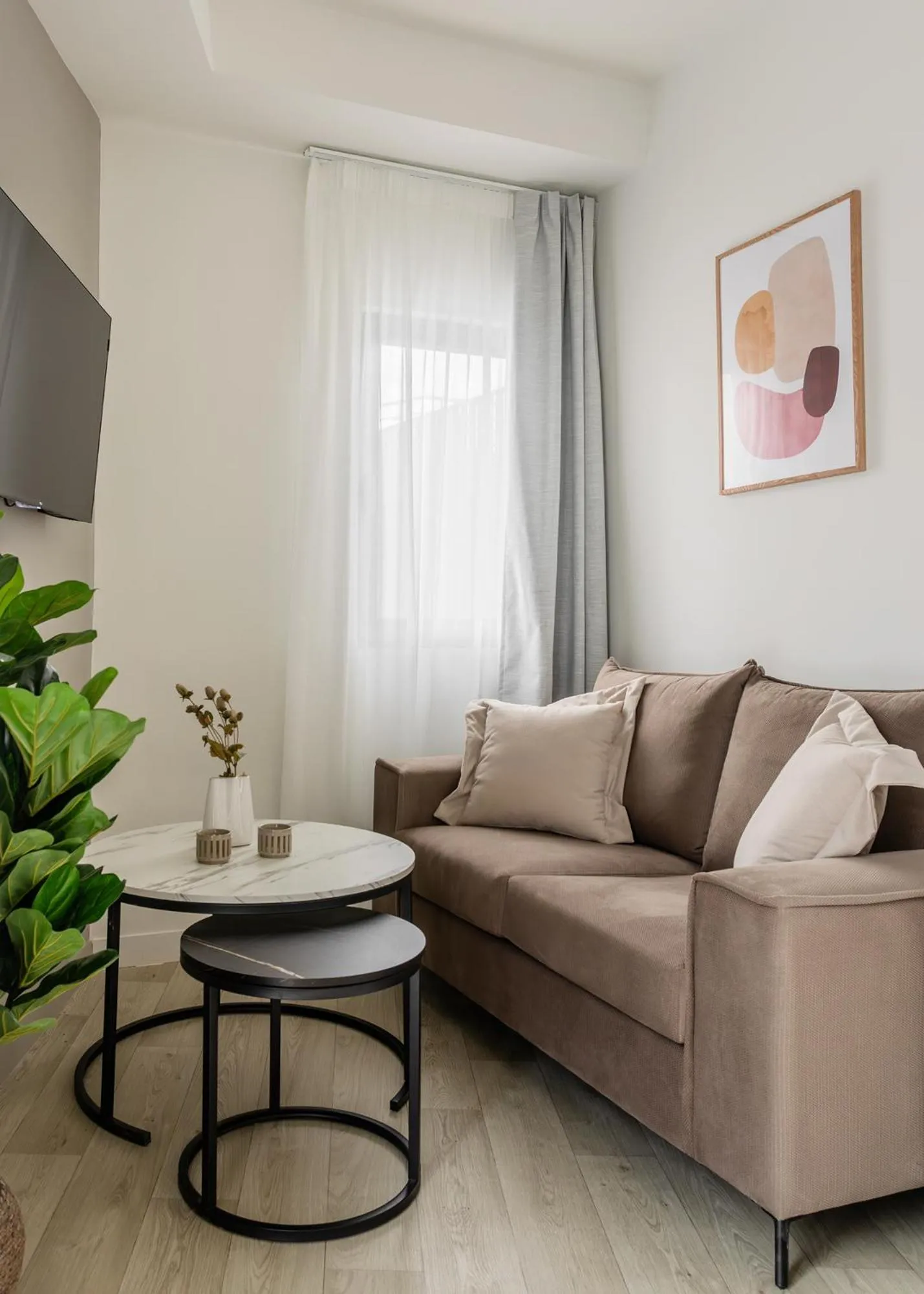 TV and multimedia in Sol by Zoia Living