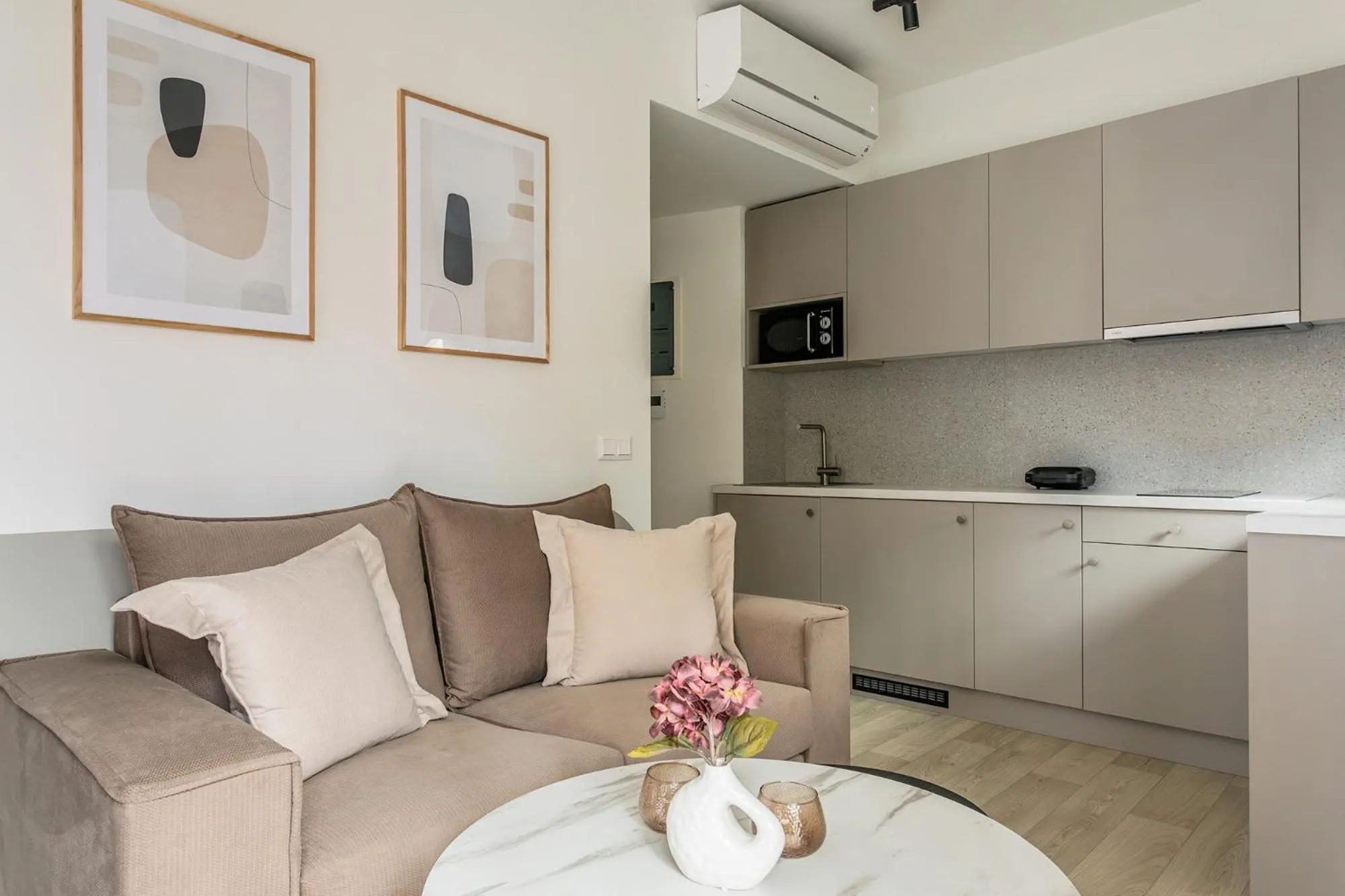 Living room in Sol by Zoia Living