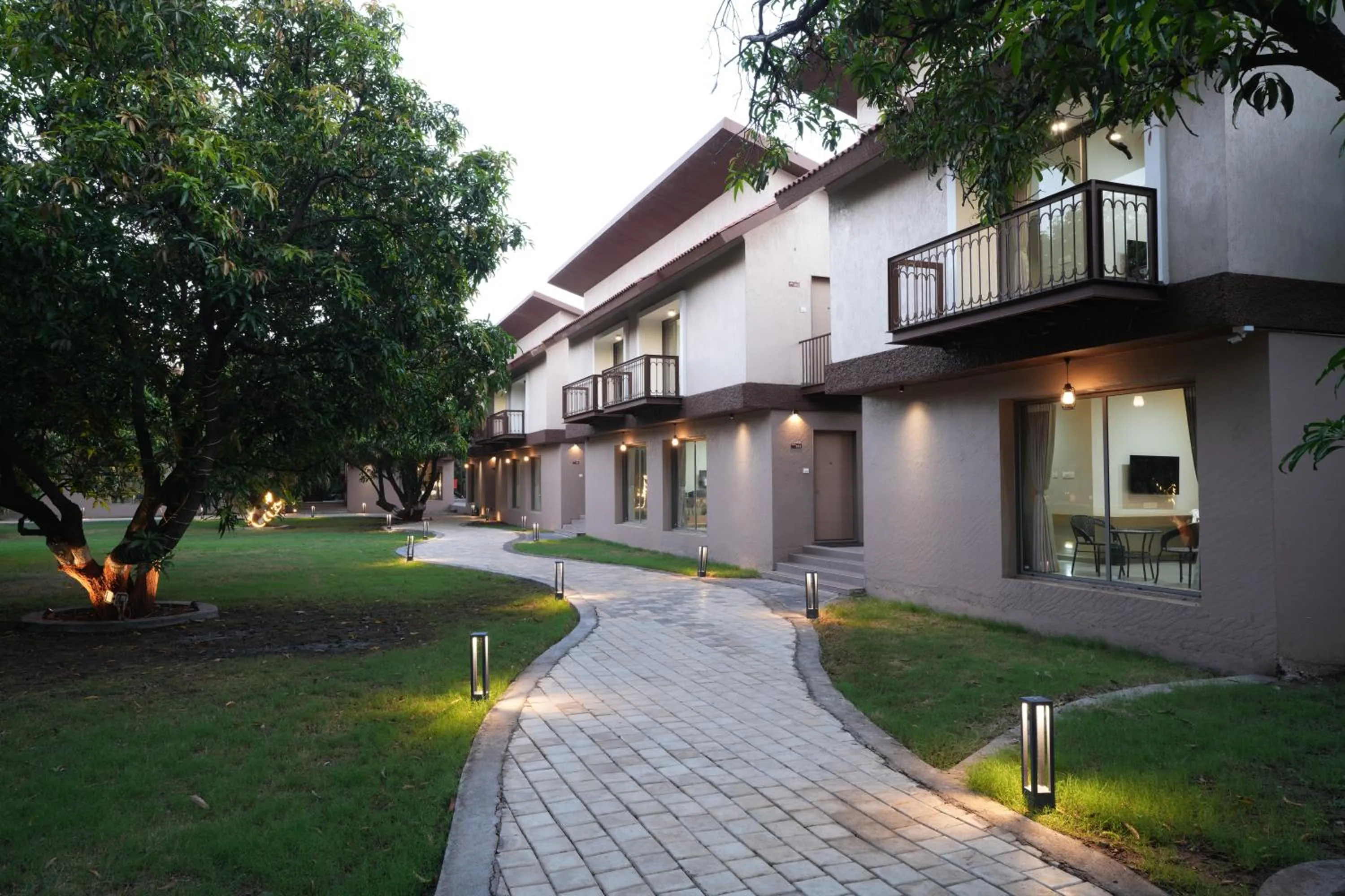 Property building in Gir Aatithya Clarks Inn