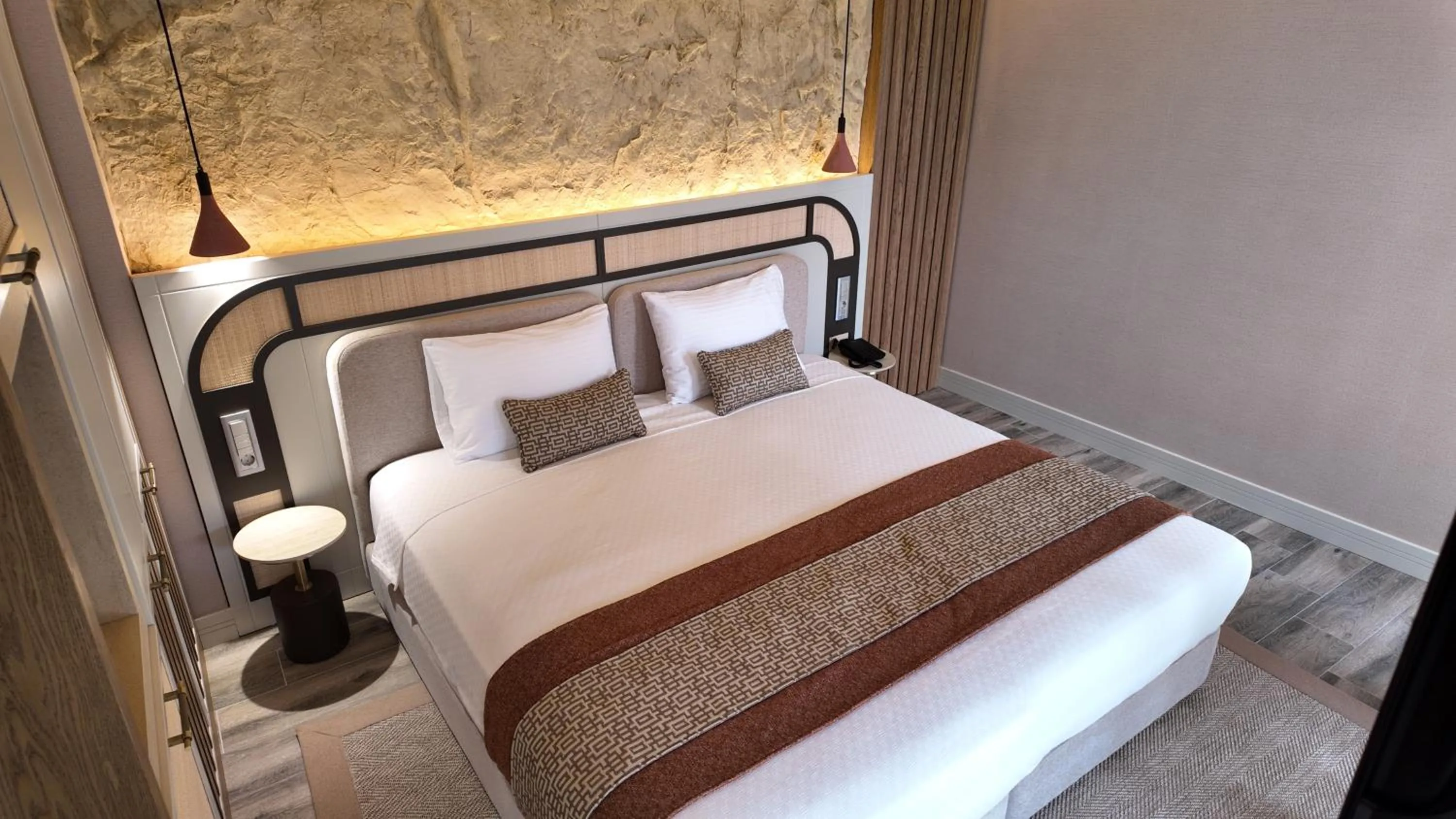 Bedroom in Rempart Hotel