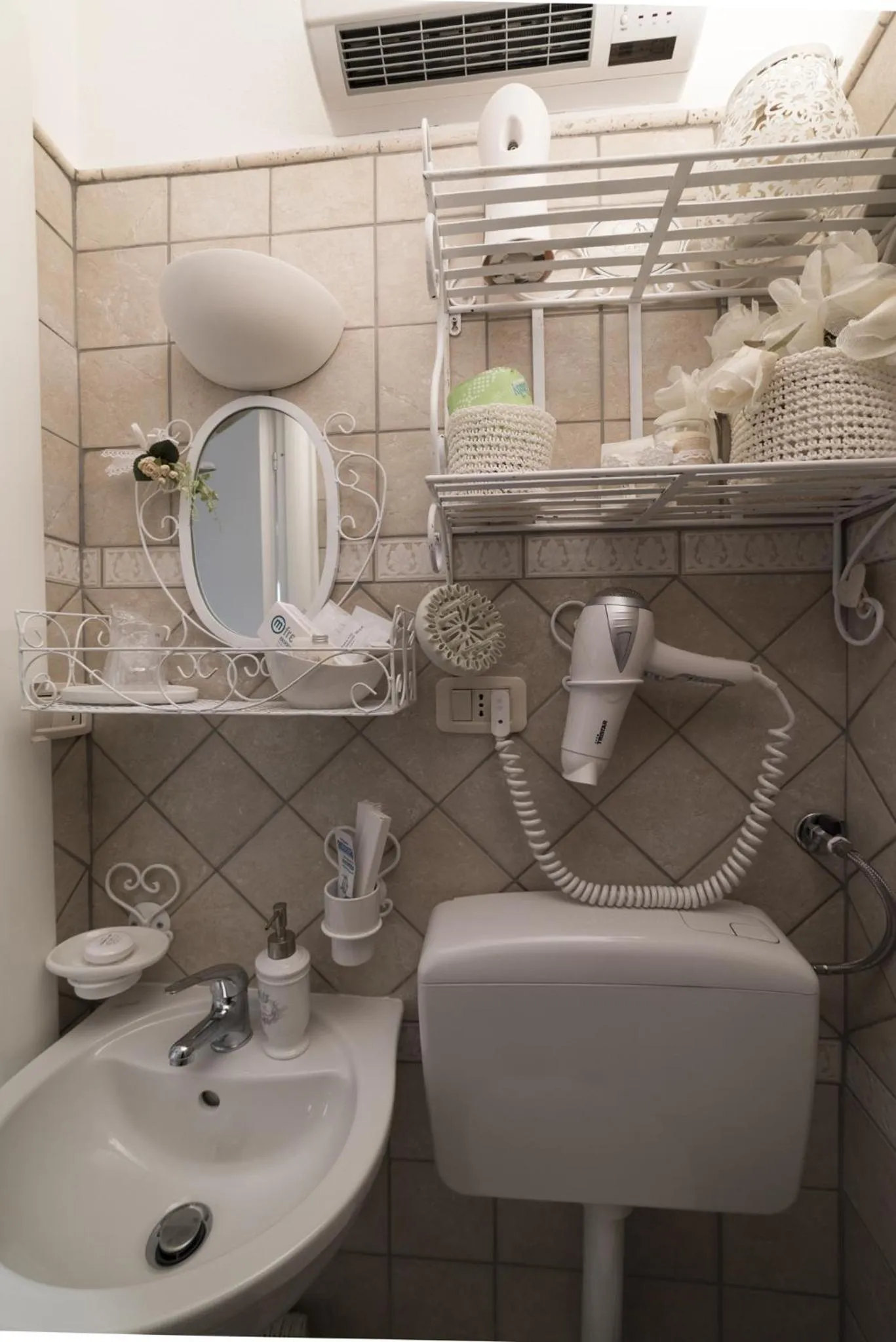 Toilet in B&B Alexander