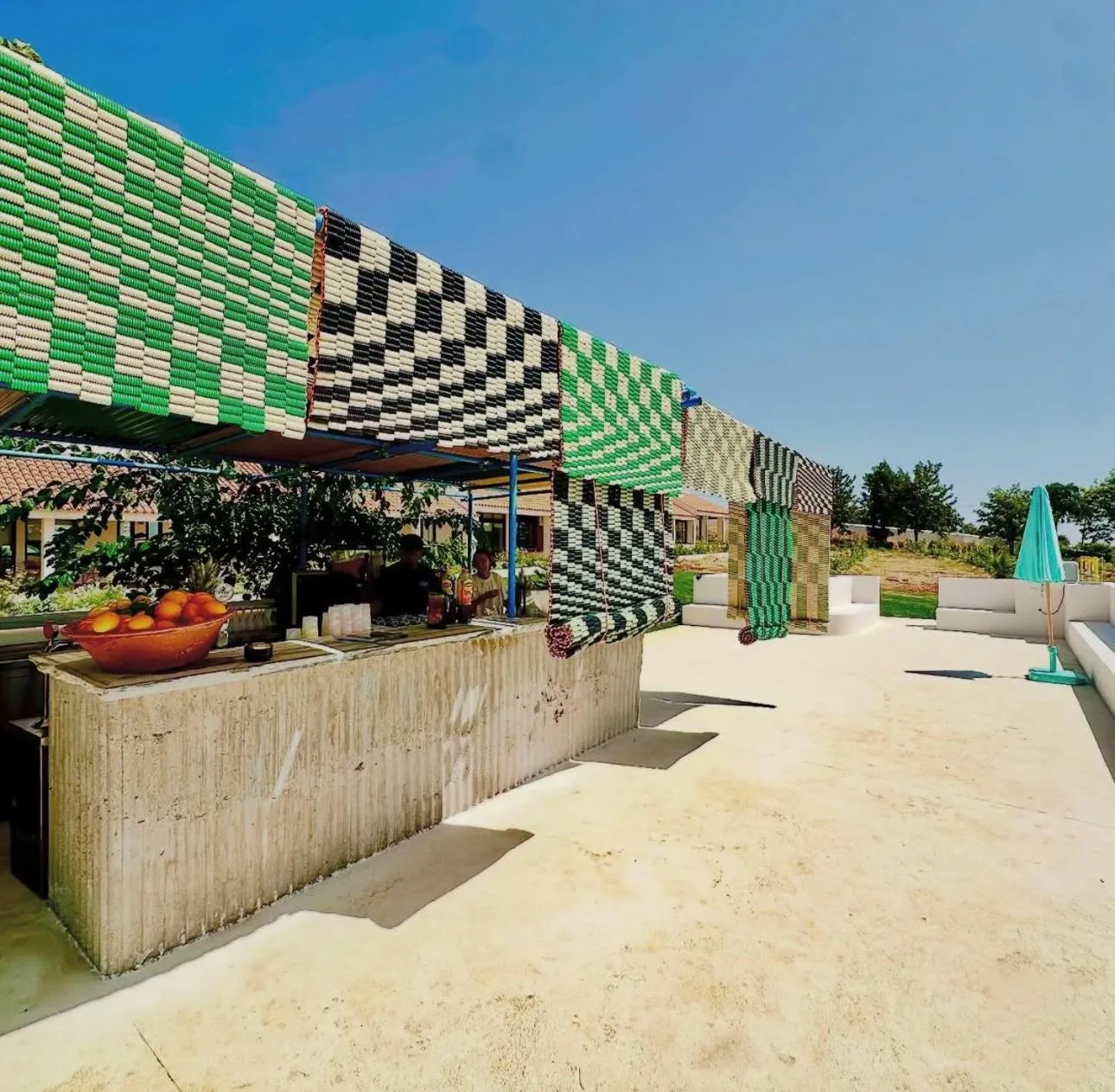 Lounge or bar in Calipo