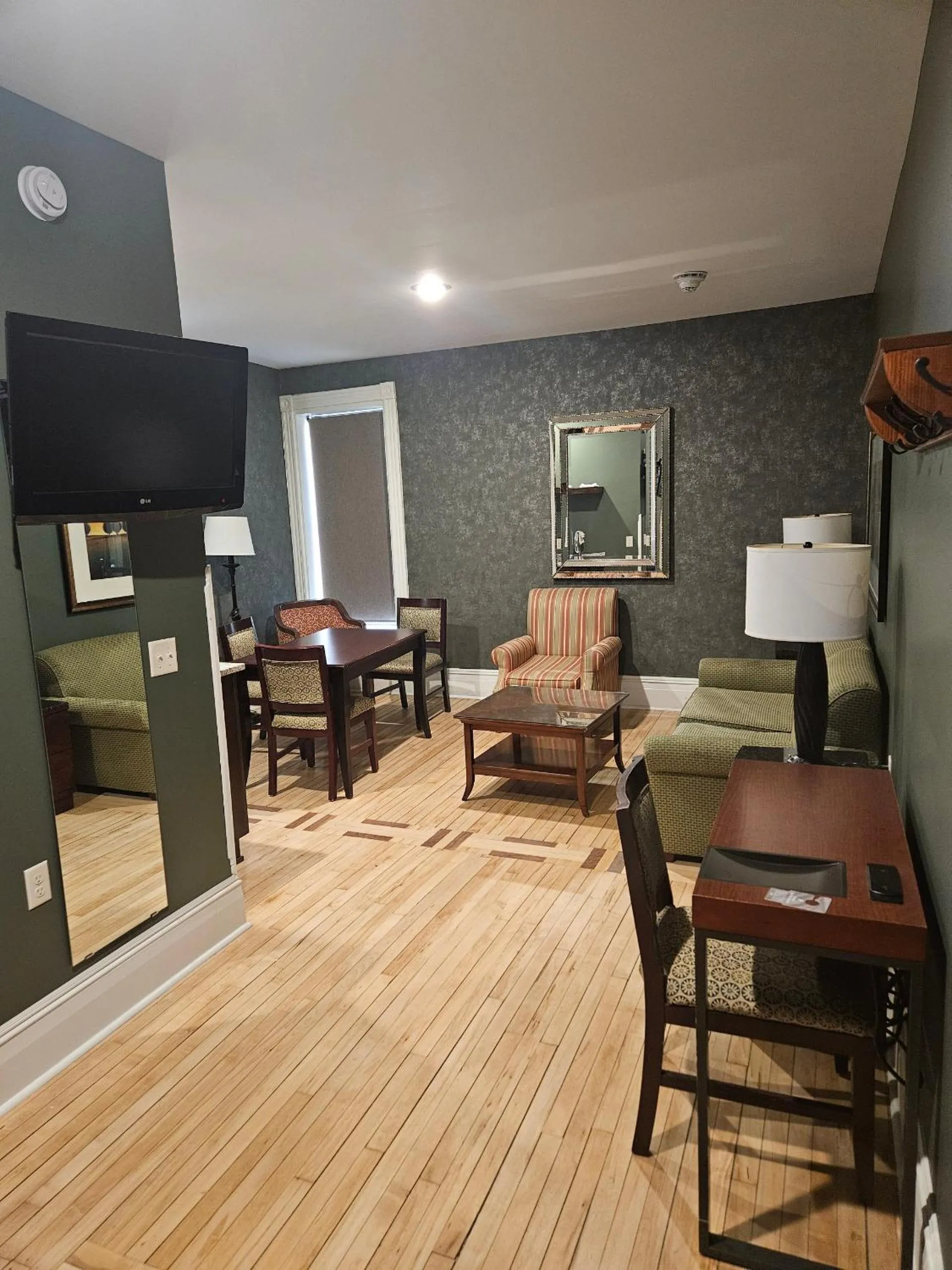 Albany Merchants Hotel