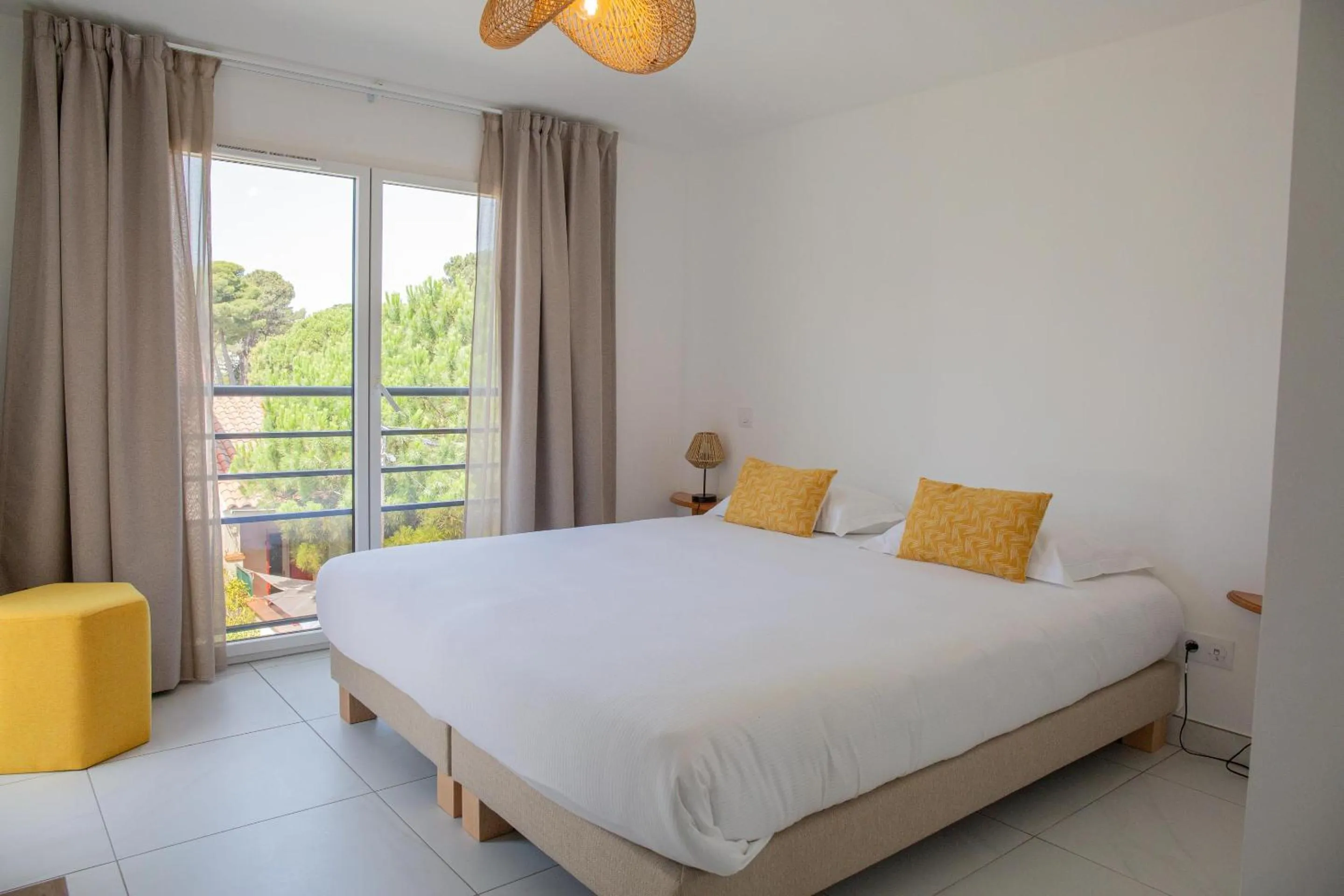 Photo of the whole room, Bed in Résidence du Lido