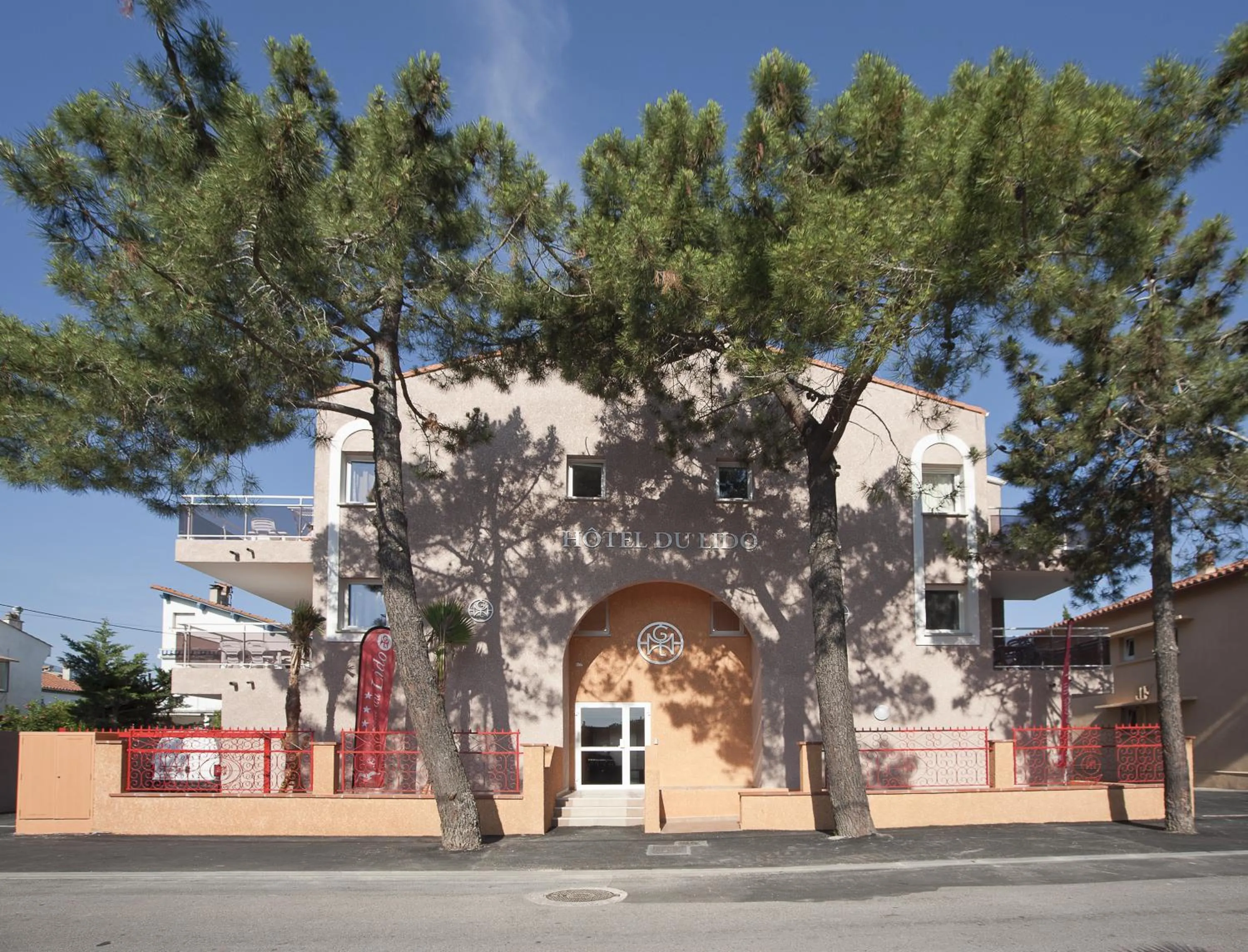 Property building in Résidence du Lido