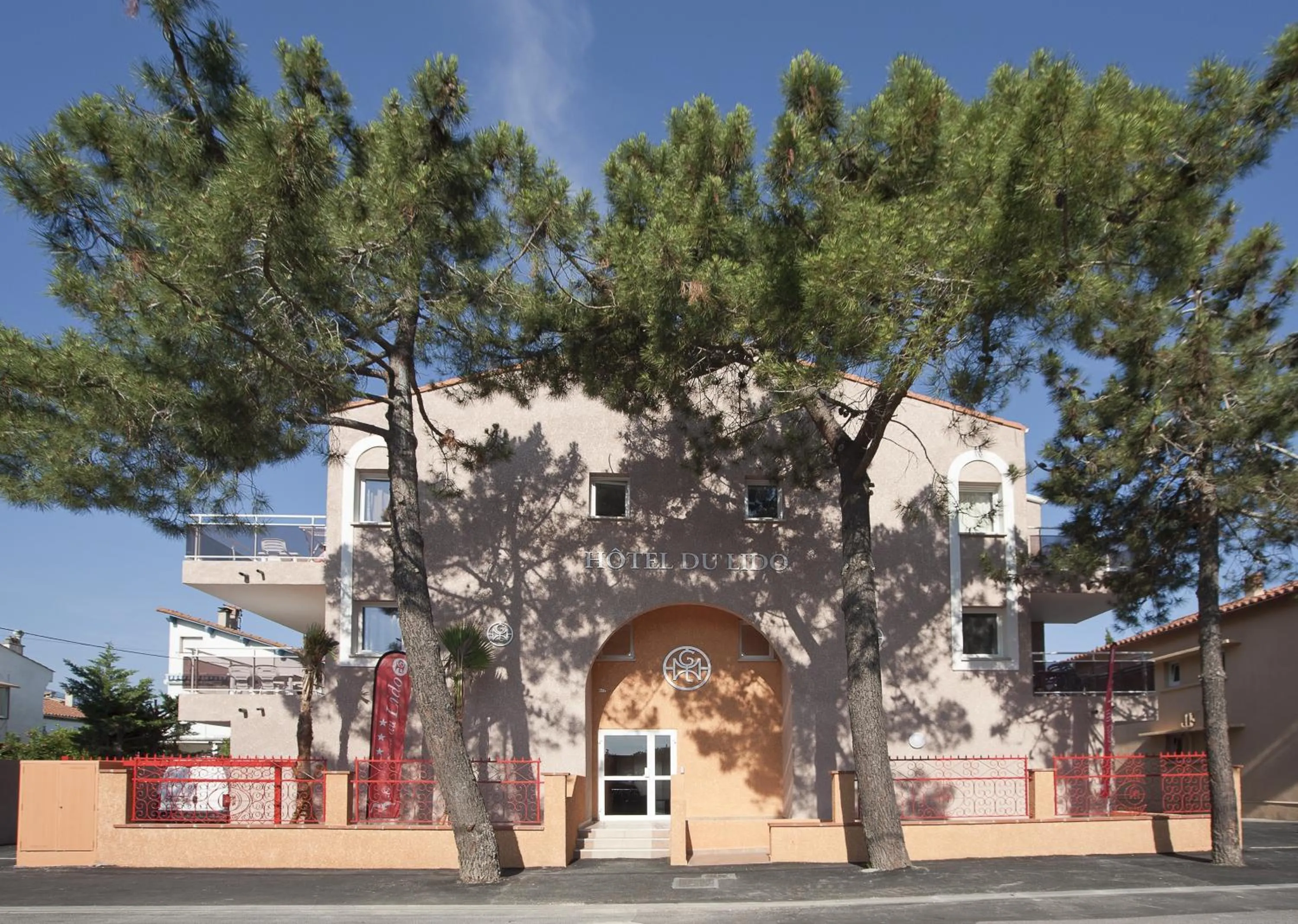 Property building in Résidence du Lido