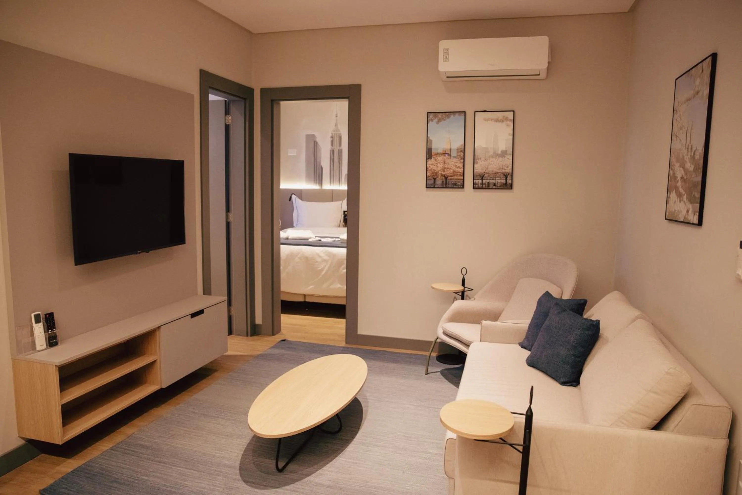 TV and multimedia in Nobile Grand Itapema