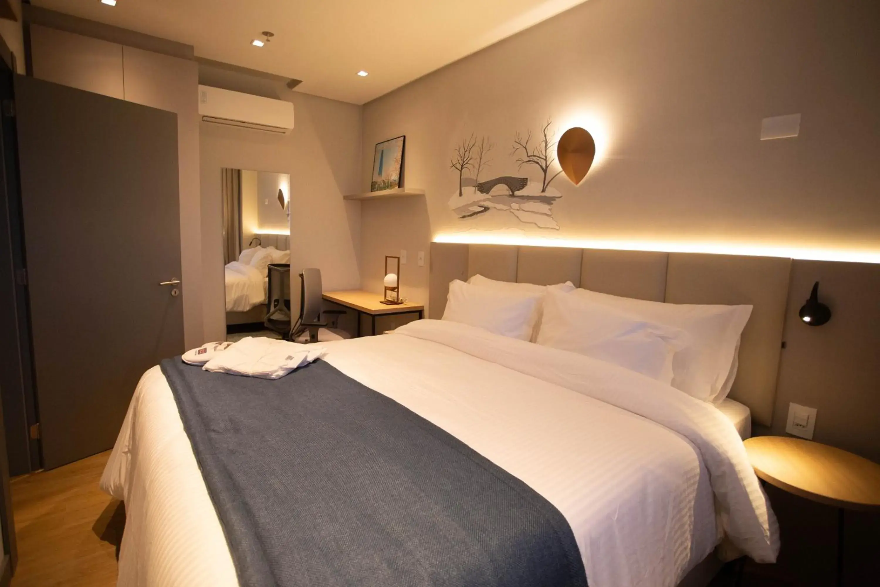 Queen Suite with Spa Bath in Nobile Grand Itapema Queen Suite with Spa Bath in Nobile Grand Itapema