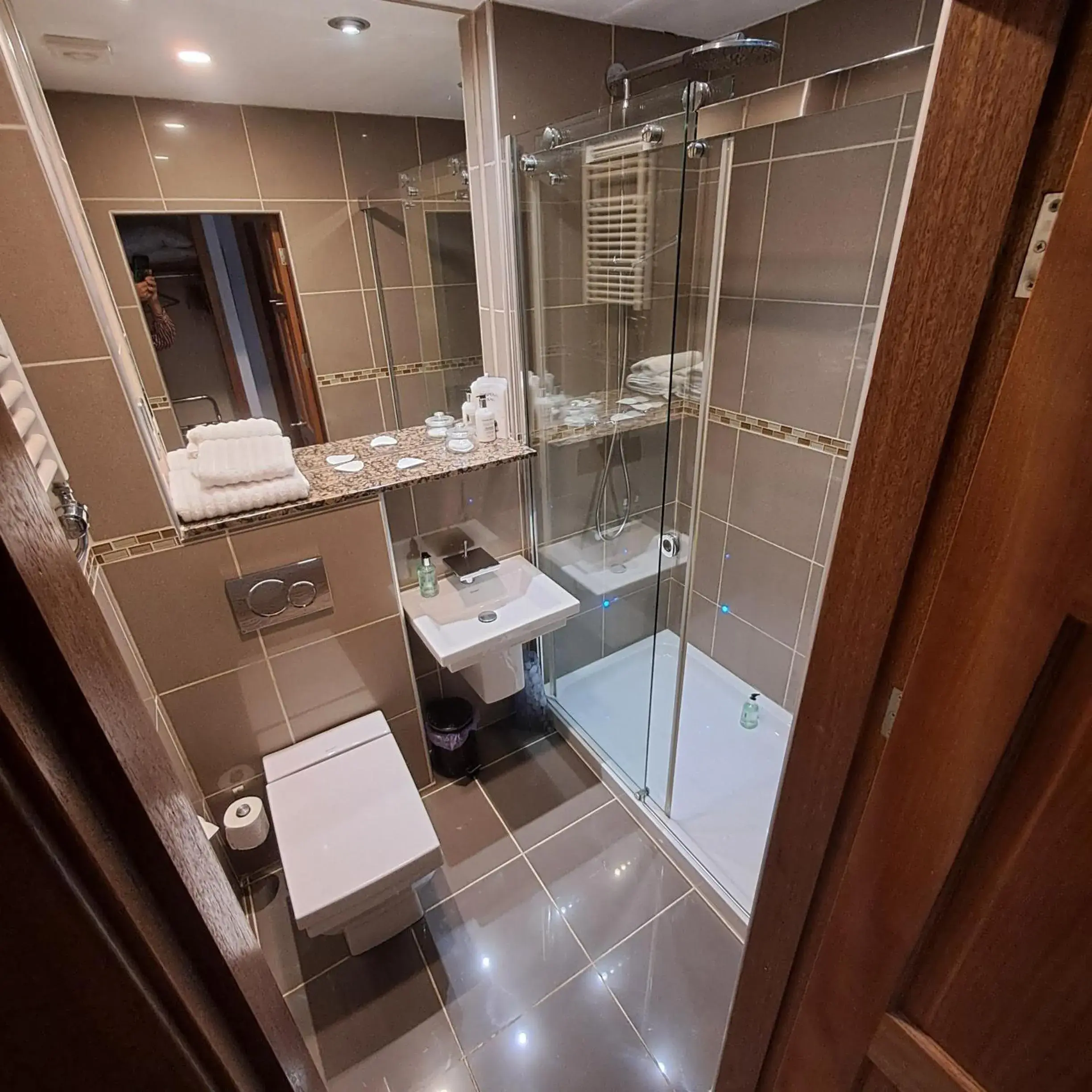 King Room in Riverside House King Room in Riverside House