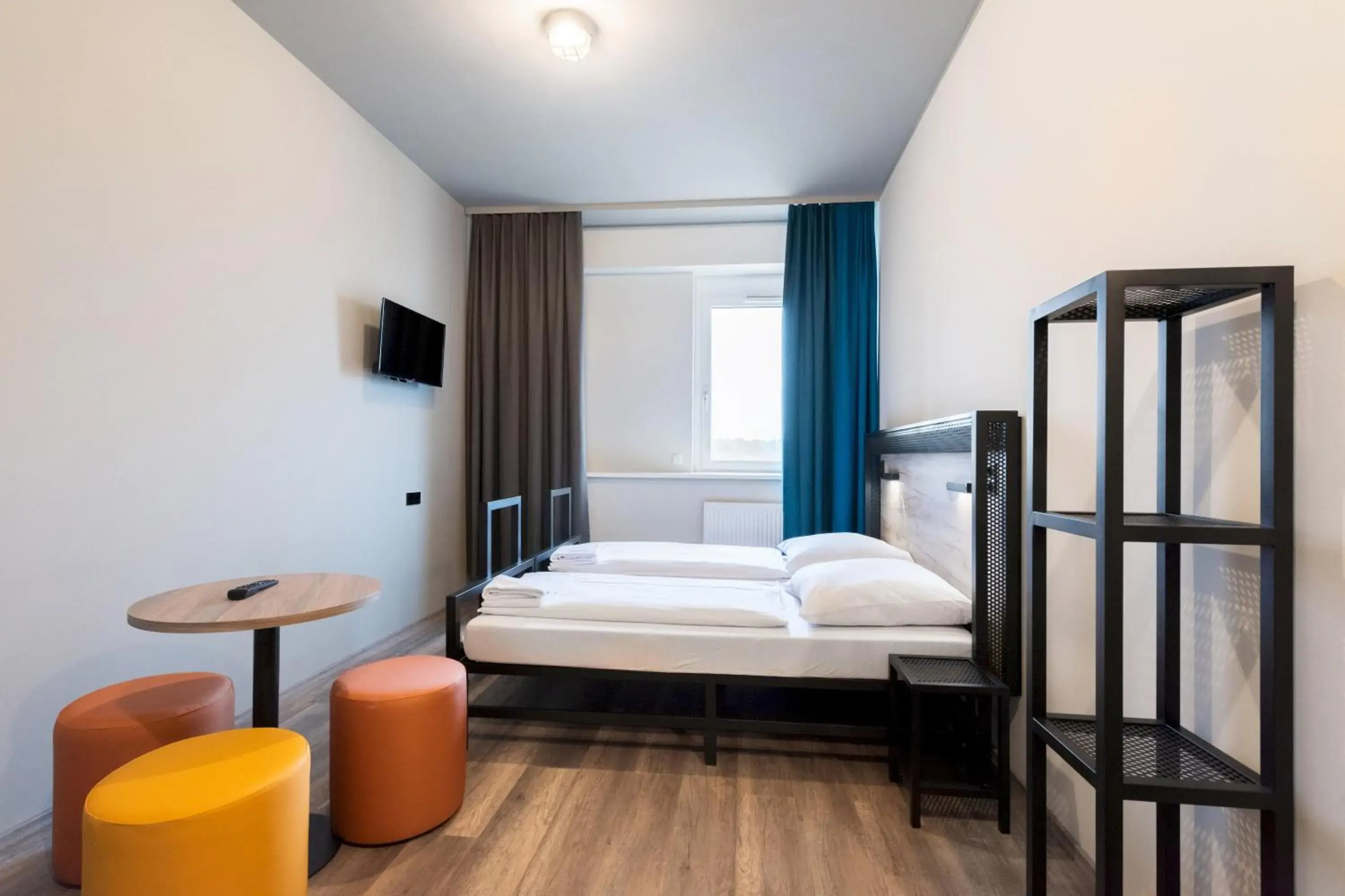 TV and multimedia, Bed in a&o Stuttgart City TV and multimedia, Bed in a&o Stuttgart City