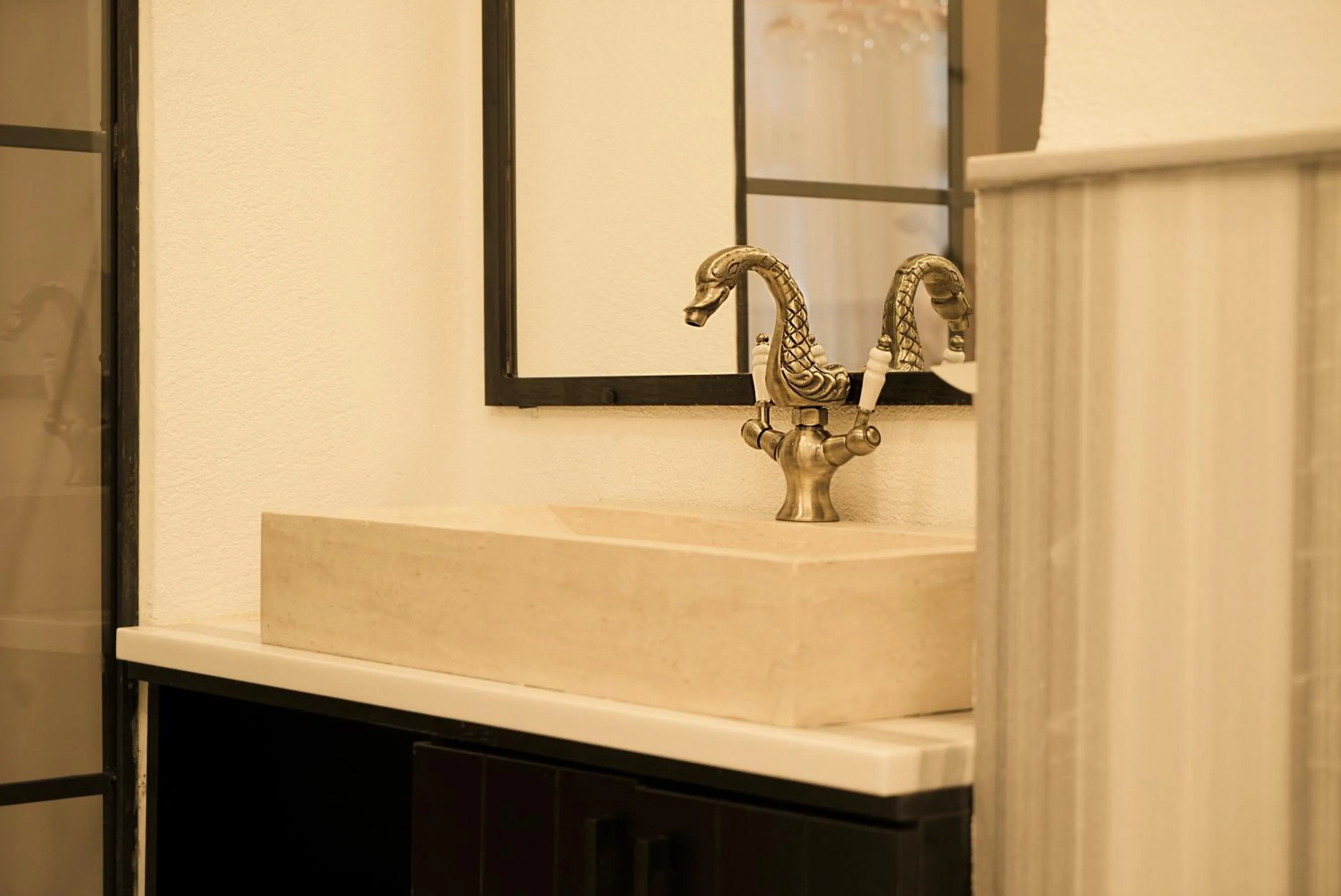 Bathroom in Magnova Studios