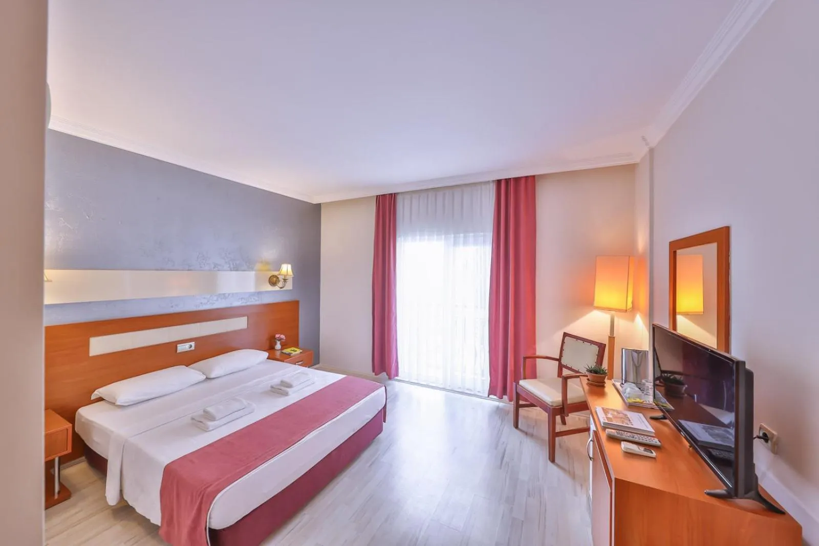 Photo of the whole room in Kas Bilgin Hotel