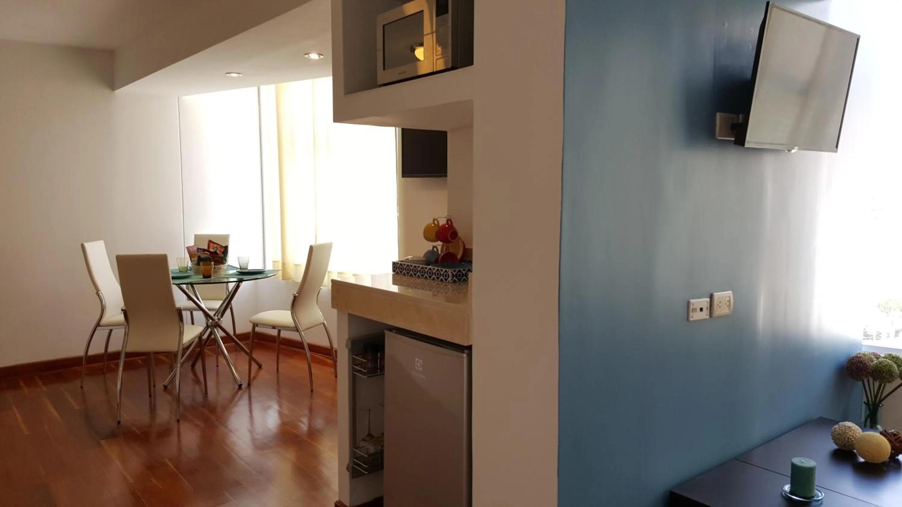 TV and multimedia in Wayqey Hotel