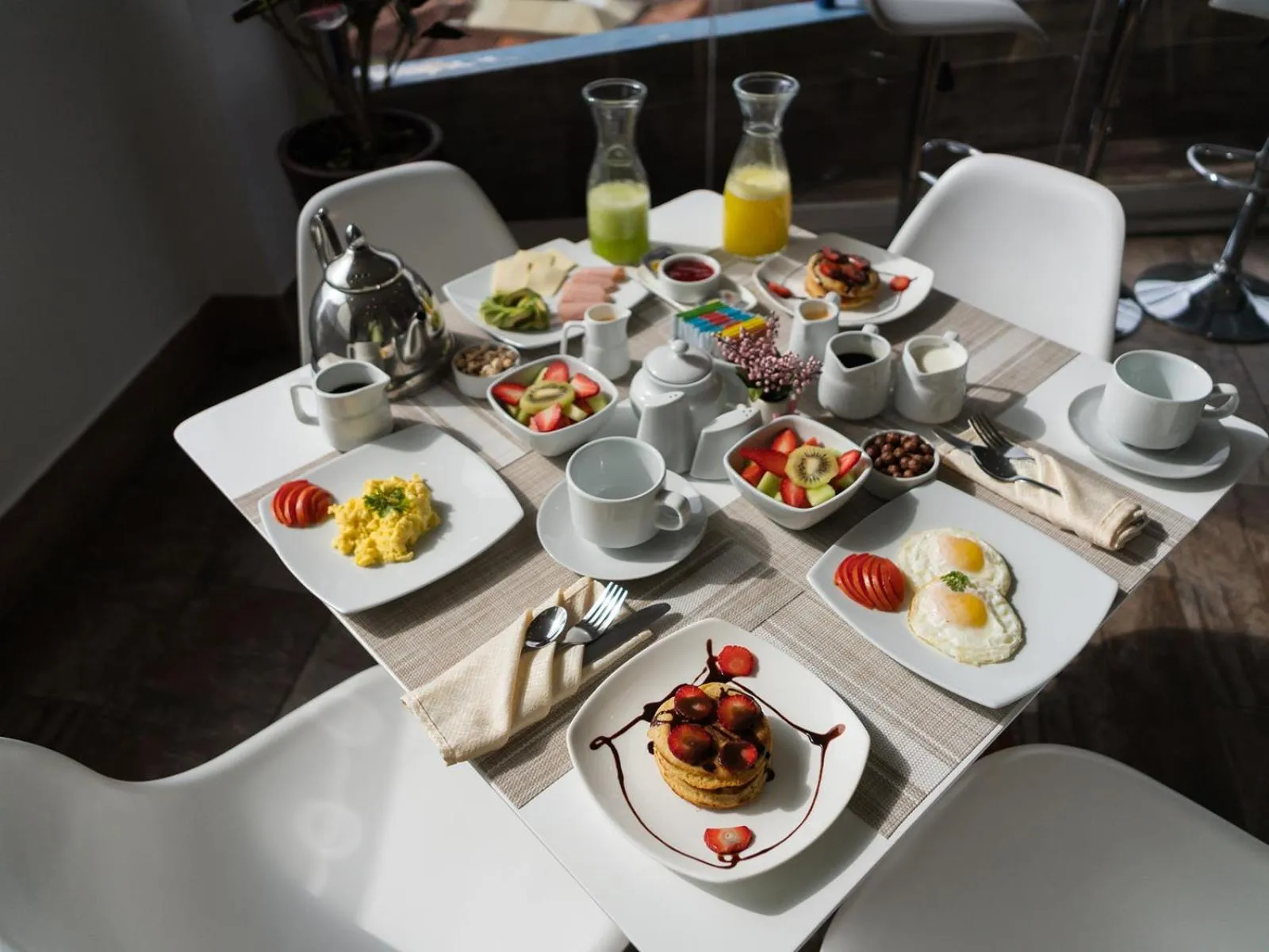 Food and drinks in Wayqey Hotel