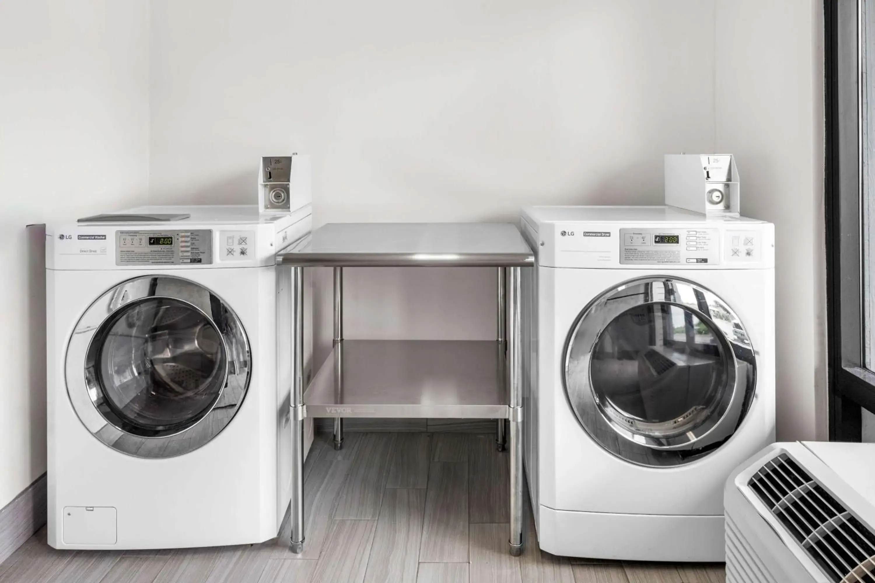 Property building in Best Western Kent Narrows Inn Property building in Best Western Kent Narrows Inn