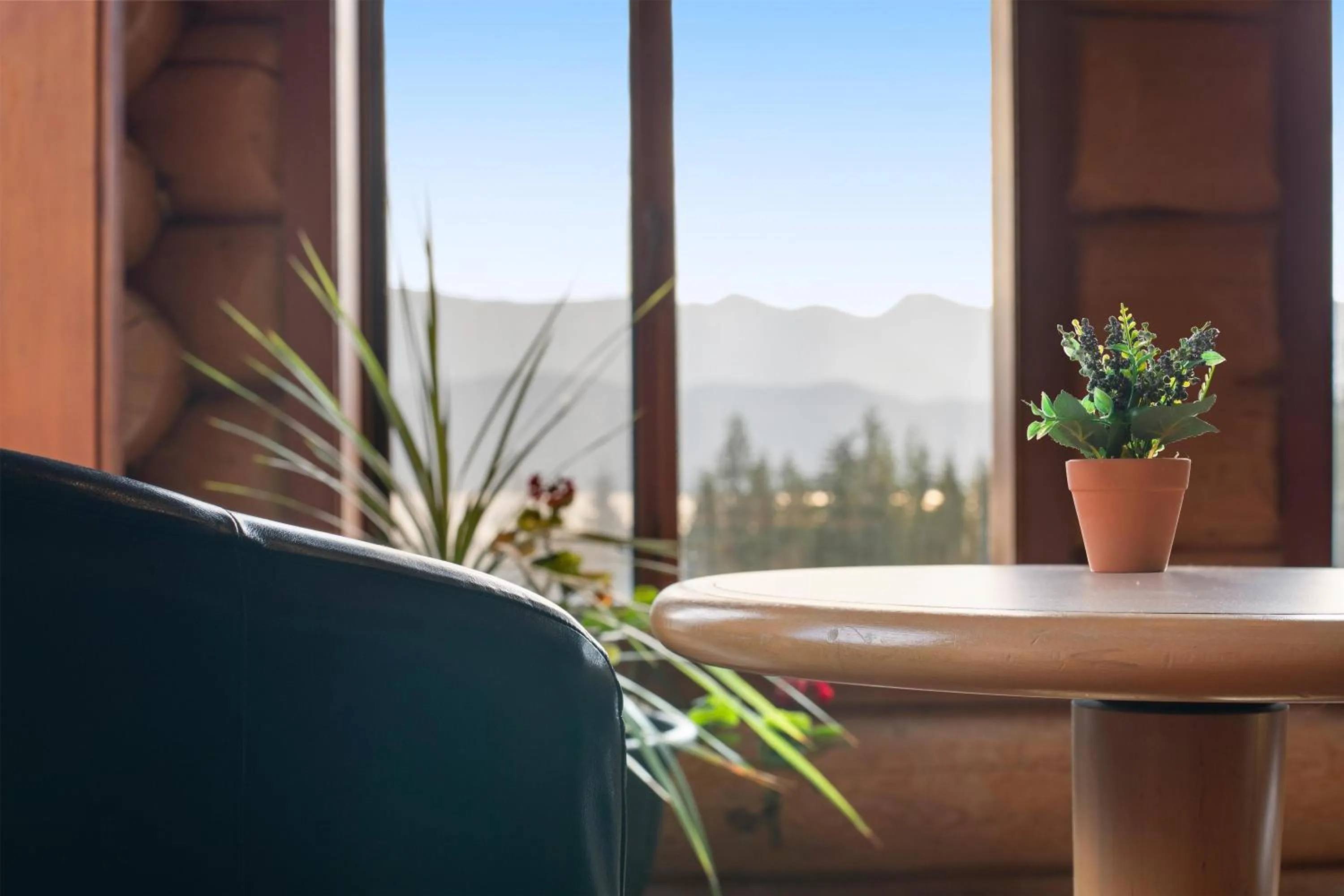 Lobby or reception in Kootenay Lakeview Resort BW Signature Collection