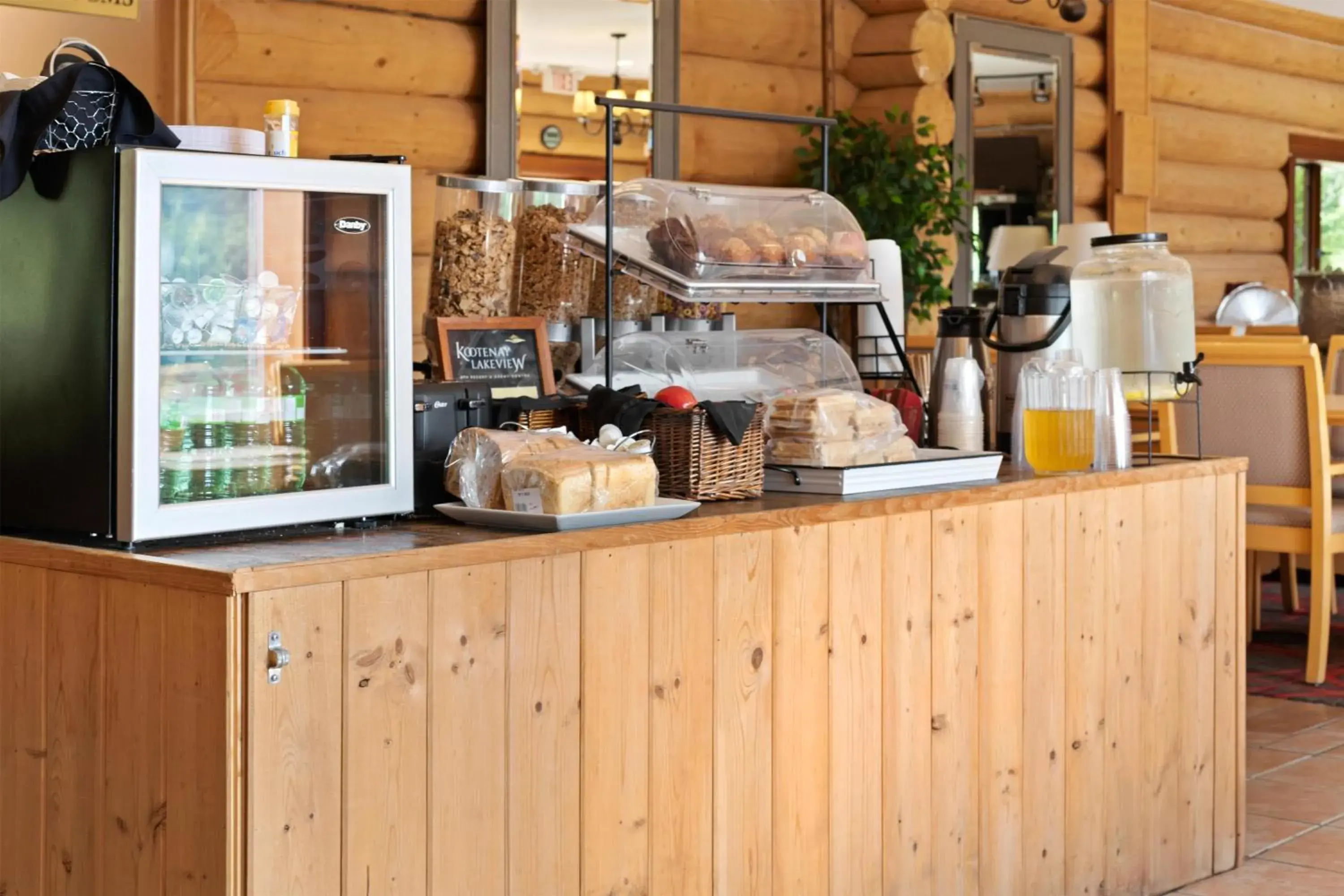 Kootenay Lakeview Resort BW Signature Collection Kootenay Lakeview Resort BW Signature Collection