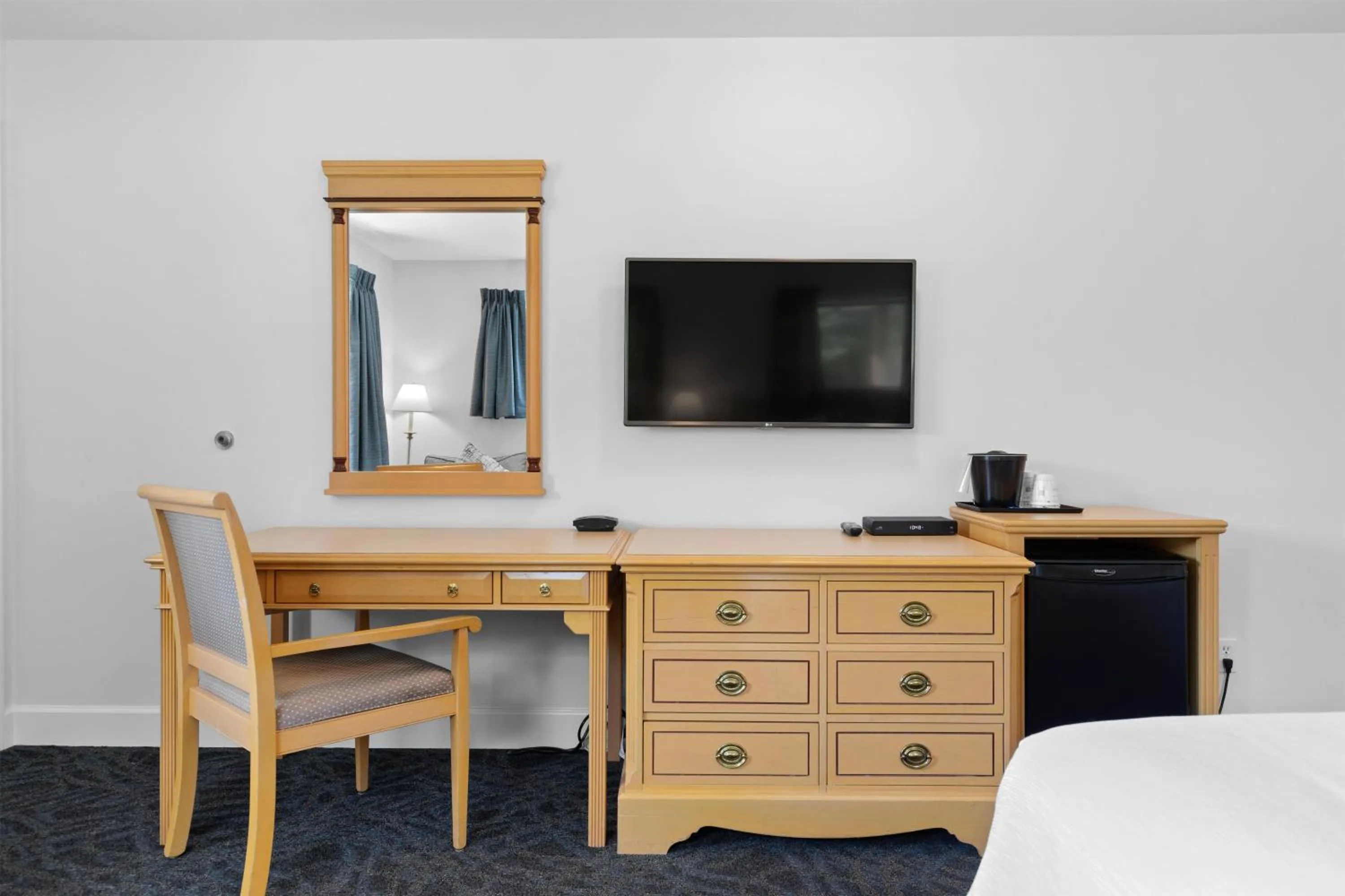 Bedroom in Kootenay Lakeview Resort BW Signature Collection