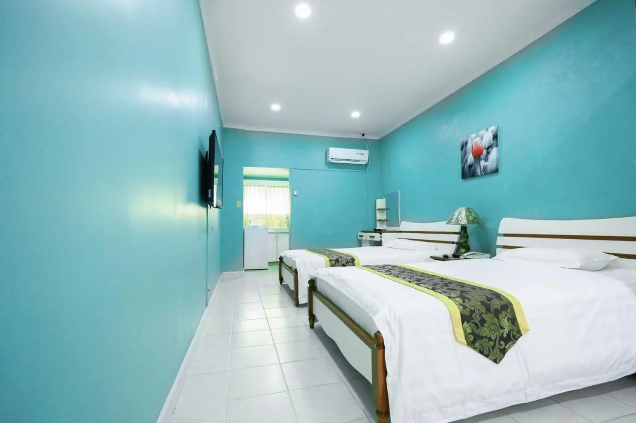 Photo of the whole room, Bed in Beach Garden Hotel