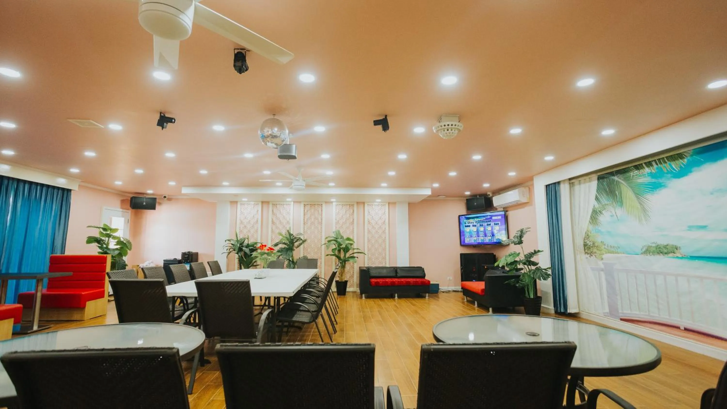 Property building in Beach Garden Hotel