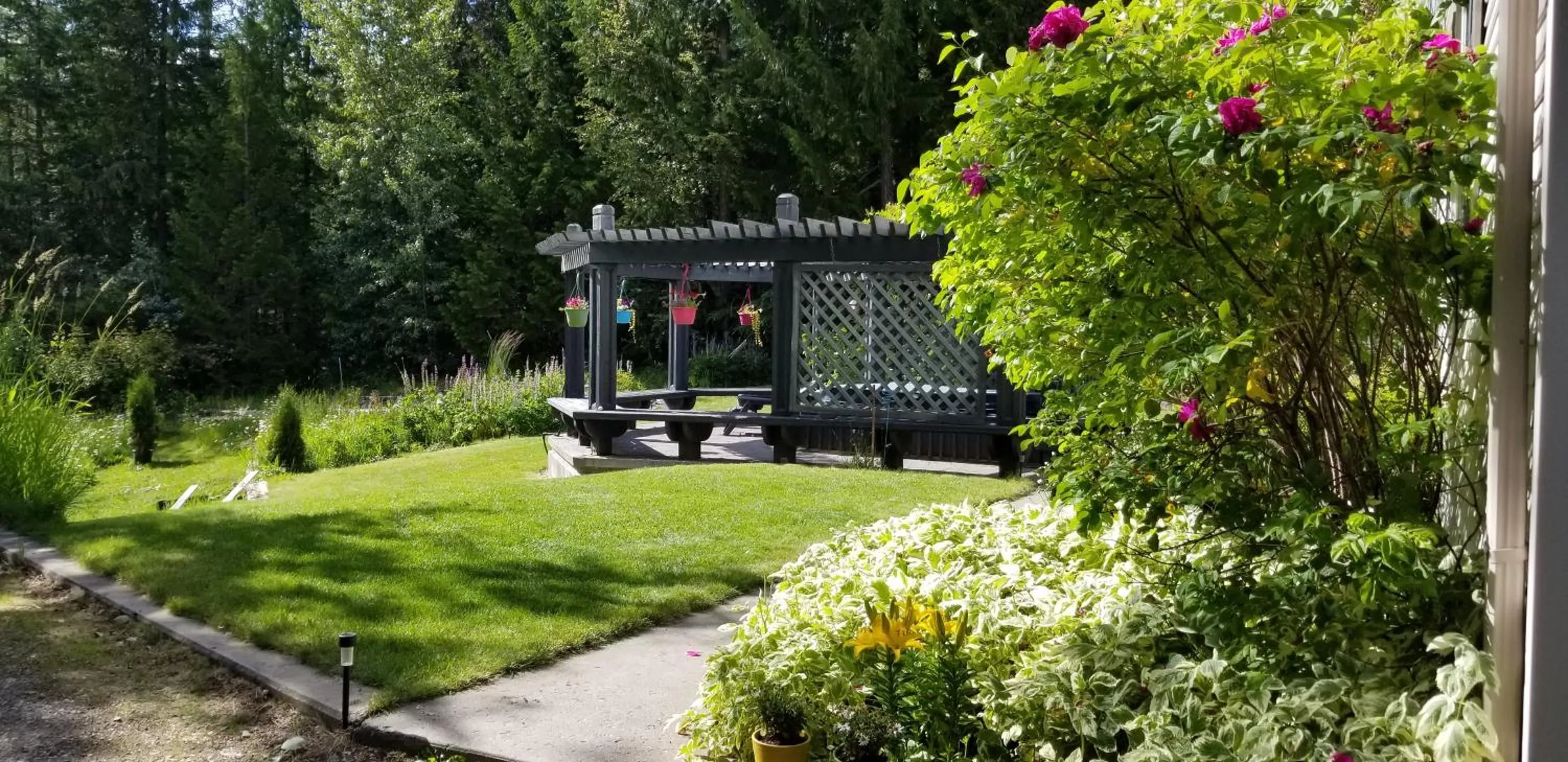 Facade/entrance in Silver Star Bed and Breakfast