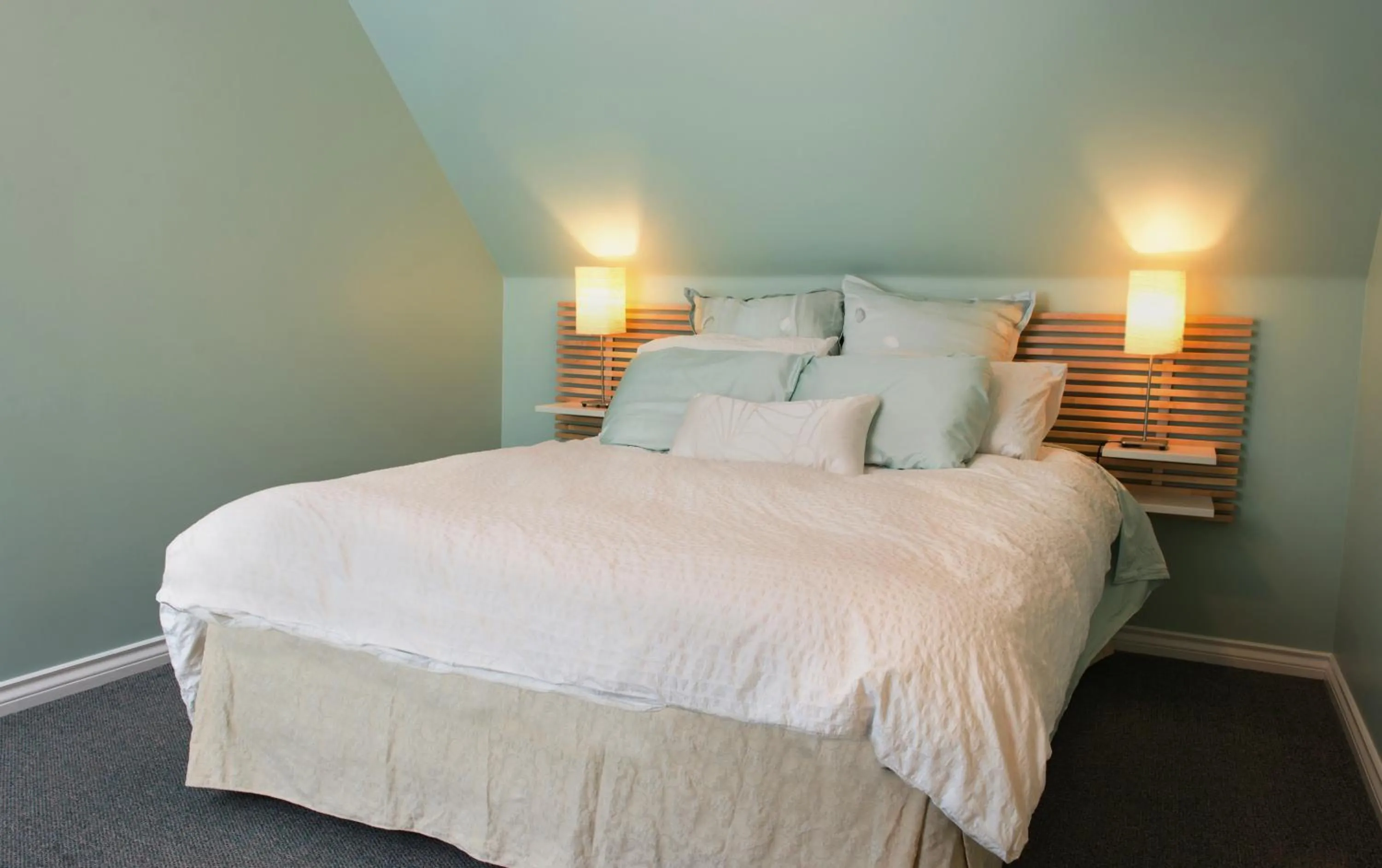 Photo of the whole room, Bed in Silver Star Bed and Breakfast